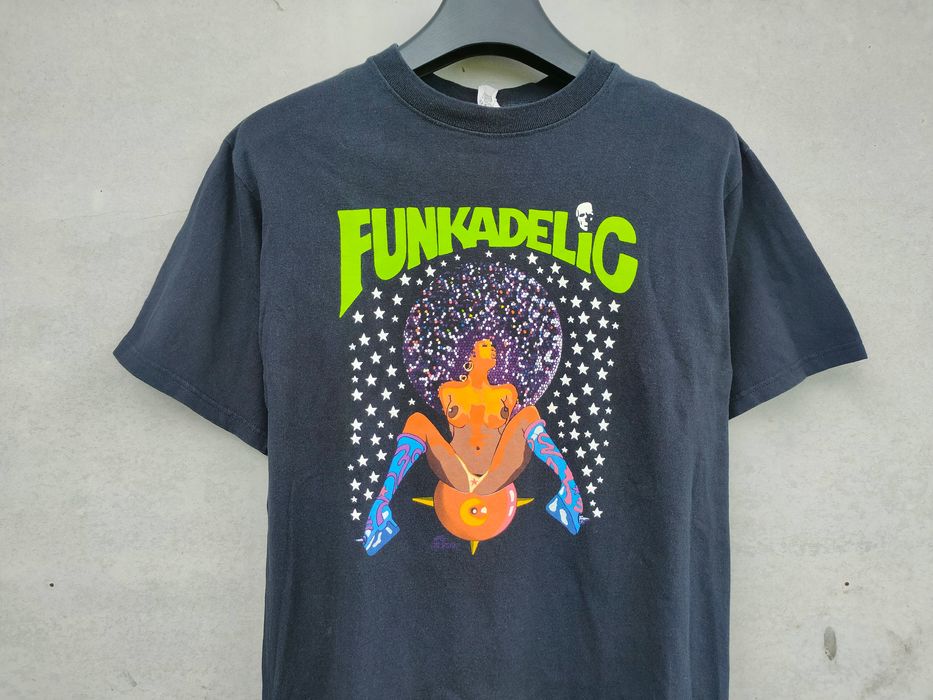 Vintage Rare Vintage Early 2000 Funkadelic Funkrock Band Tshirt Size US M / EU 48-50 / 2 - 2 Preview
