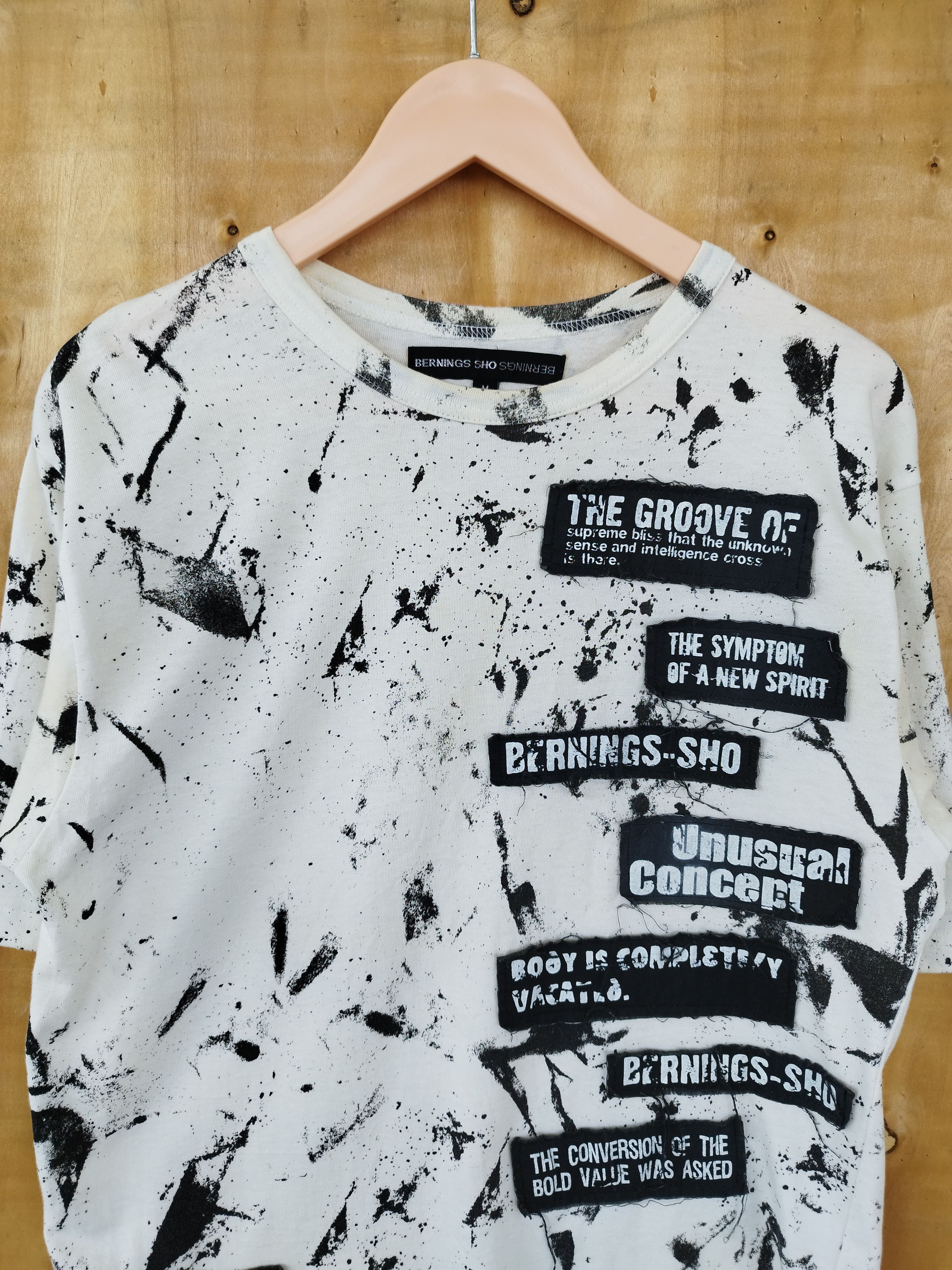Japanese Brand 🔥 Bernings Sho t shirt if six was nine beauty beast Size US S / EU 44-46 / 1 - 2 Thumbnail