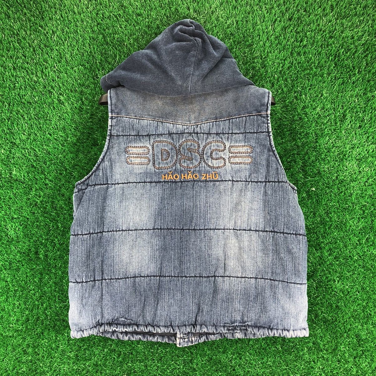 Vintage Vintage 90's Puffer Vest Hoodie Patches by DS Club Size US L / EU 52-54 / 3 - 2 Thumbnail
