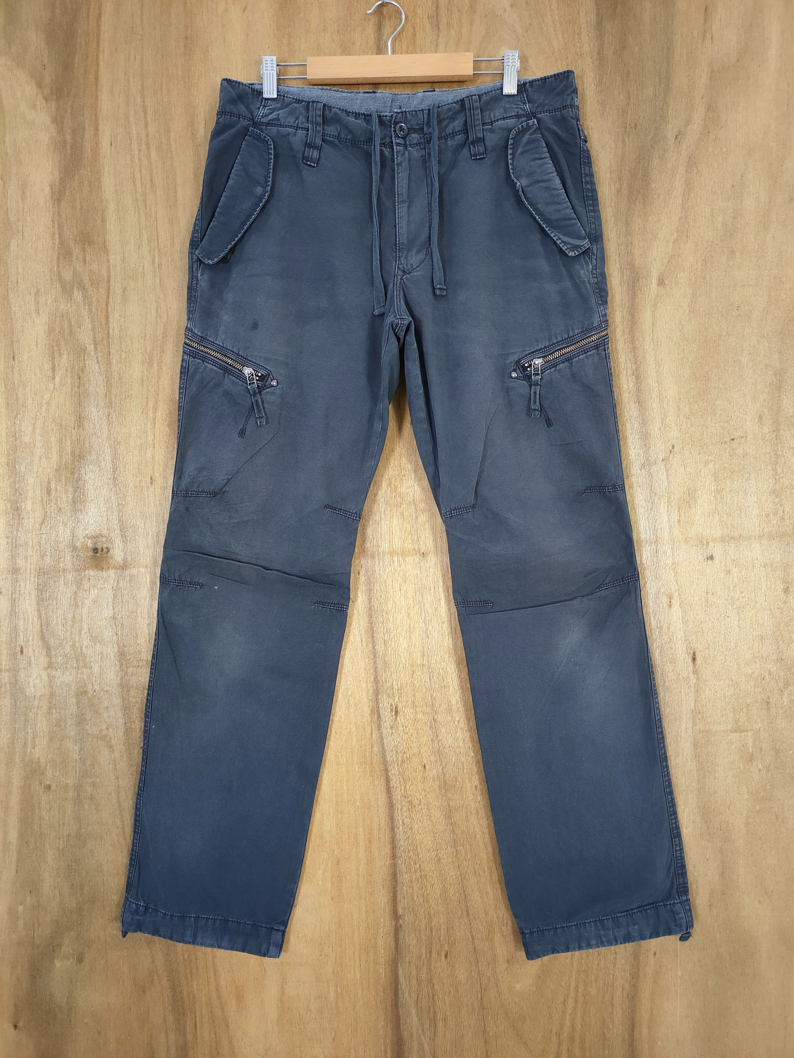 Japanese Brand VINTAGE JAPANESE FADED BLACK CARGO PANTS Size US 34 / EU 50 - 1 Thumbnail