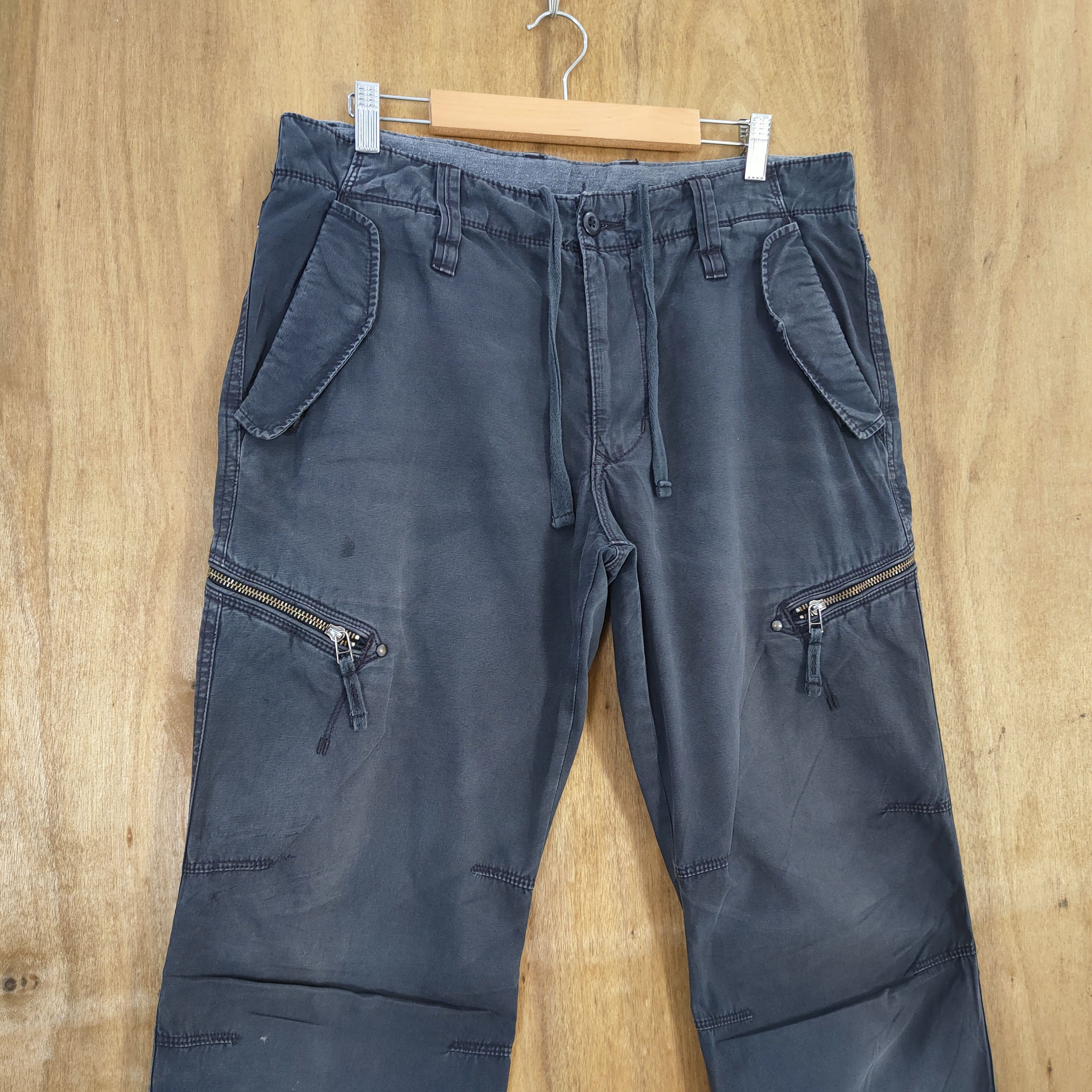 Japanese Brand VINTAGE JAPANESE FADED BLACK CARGO PANTS Size US 34 / EU 50 - 6 Thumbnail