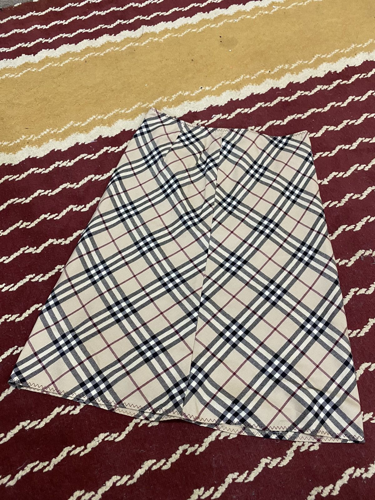 Burberry × Designer Burberry Nova Checkered stripped sexy skirt Size 27" / US 4 / IT 40 - 1 Thumbnail