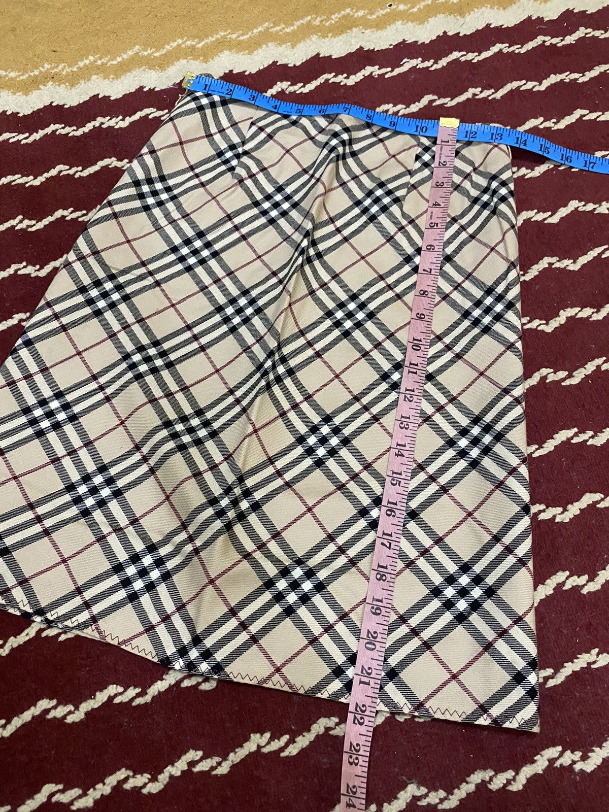 Burberry × Designer Burberry Nova Checkered stripped sexy skirt Size 27" / US 4 / IT 40 - 7 Thumbnail