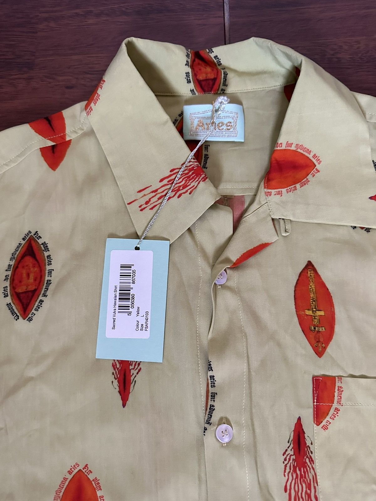 Aries Aries Sacred Vulva Hawaiian Shirt Size US L / EU 52-54 / 3 - 2 Thumbnail