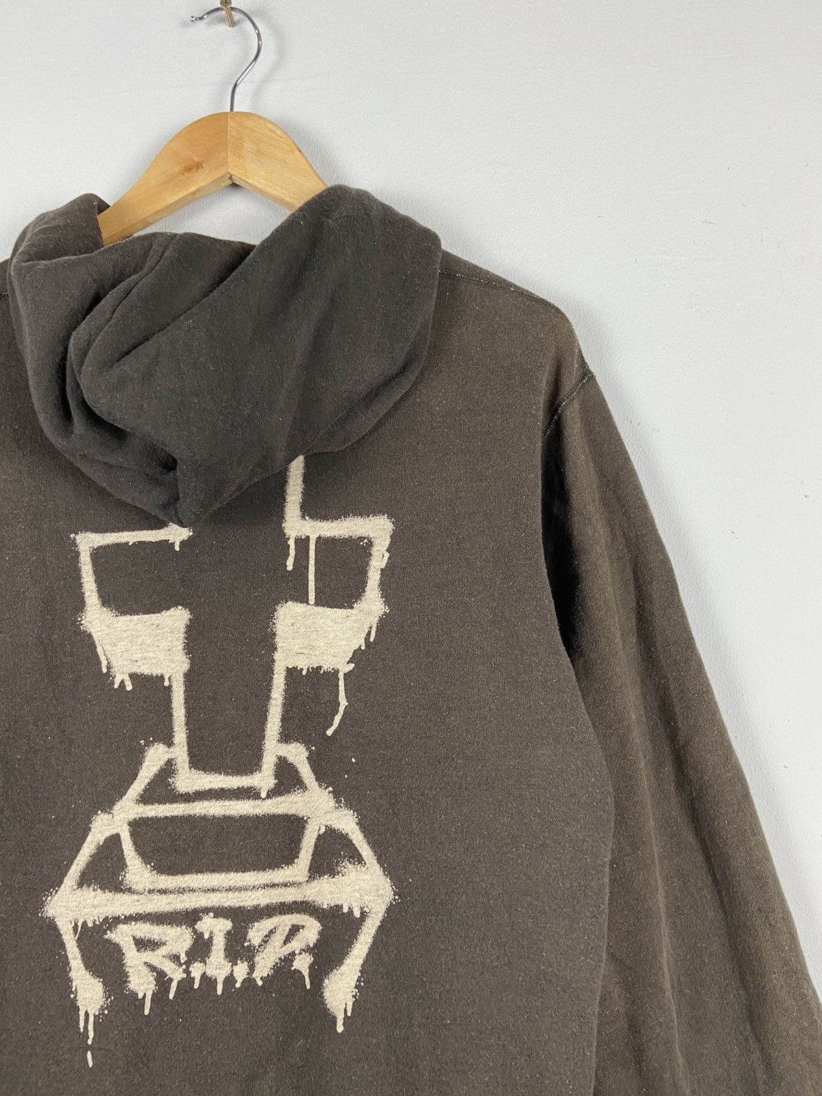 Hysteric Glamour × Japanese Brand Very Rare🔥🔥 Hysteric Glamour “RIP” Graphic Pull Over Hoodie Size US L / EU 52-54 / 3 - 4 Thumbnail