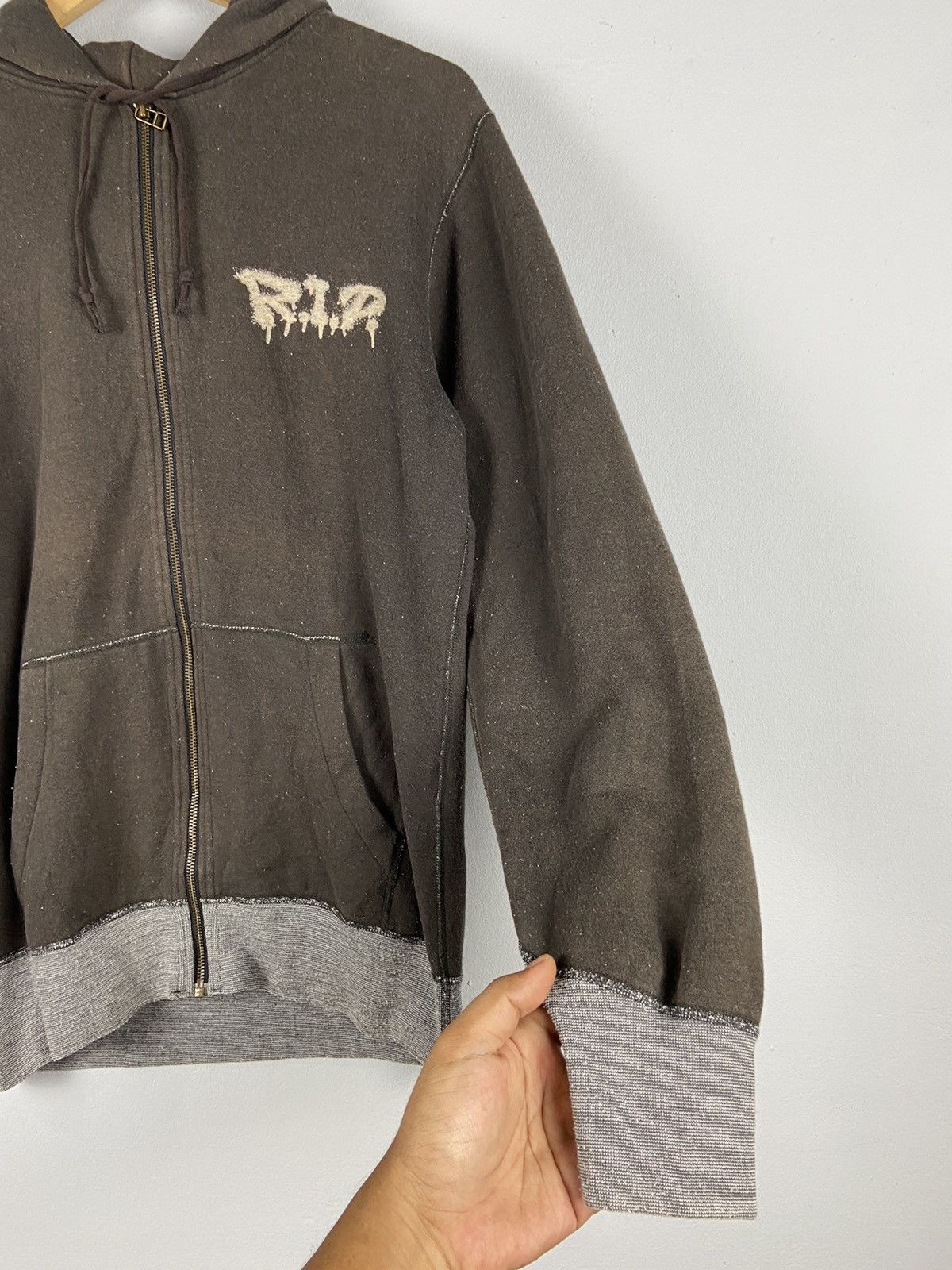 Hysteric Glamour × Japanese Brand Very Rare🔥🔥 Hysteric Glamour “RIP” Graphic Pull Over Hoodie Size US L / EU 52-54 / 3 - 8 Thumbnail