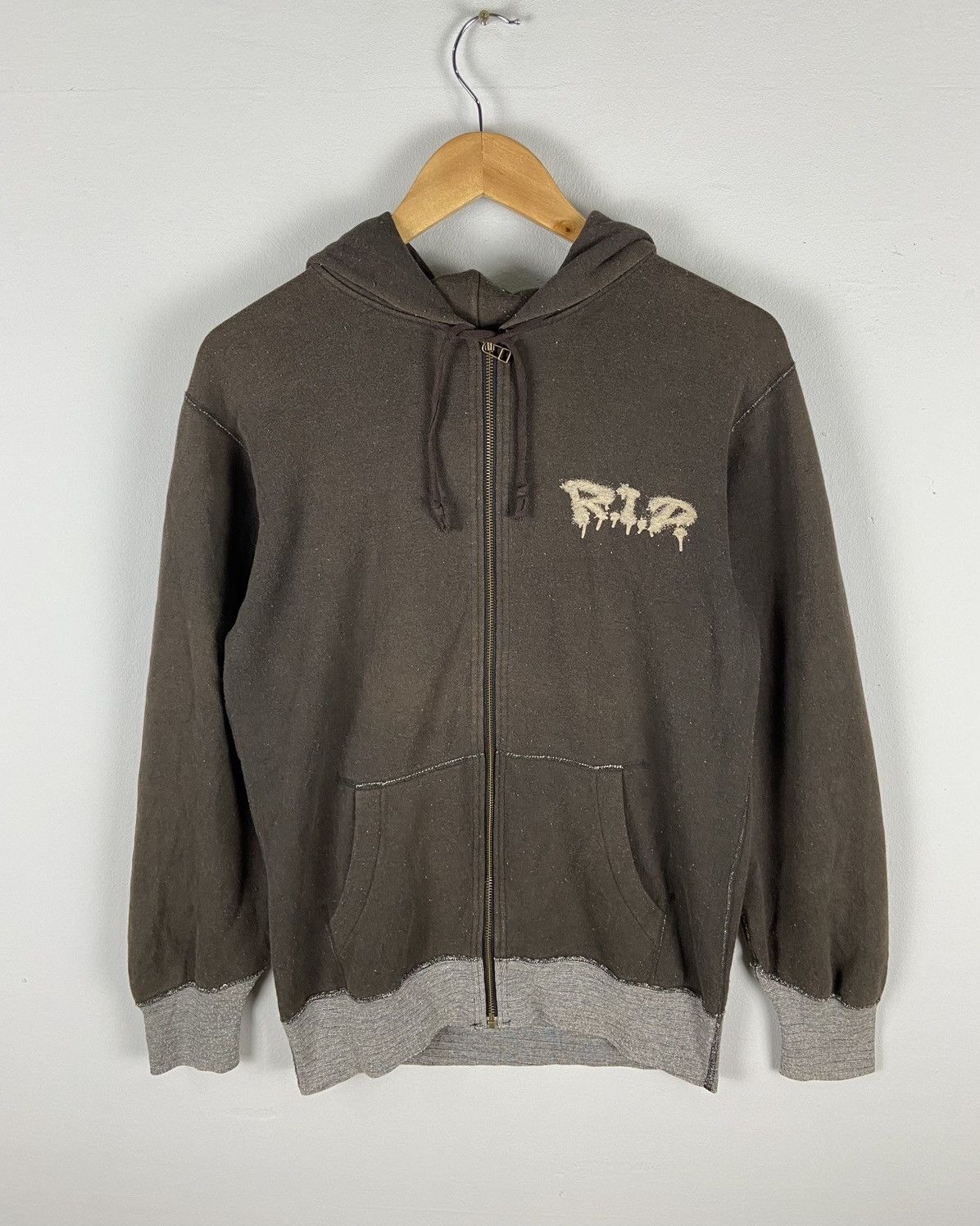 Hysteric Glamour × Japanese Brand Very Rare🔥🔥 Hysteric Glamour “RIP” Graphic Pull Over Hoodie Size US L / EU 52-54 / 3 - 5 Thumbnail