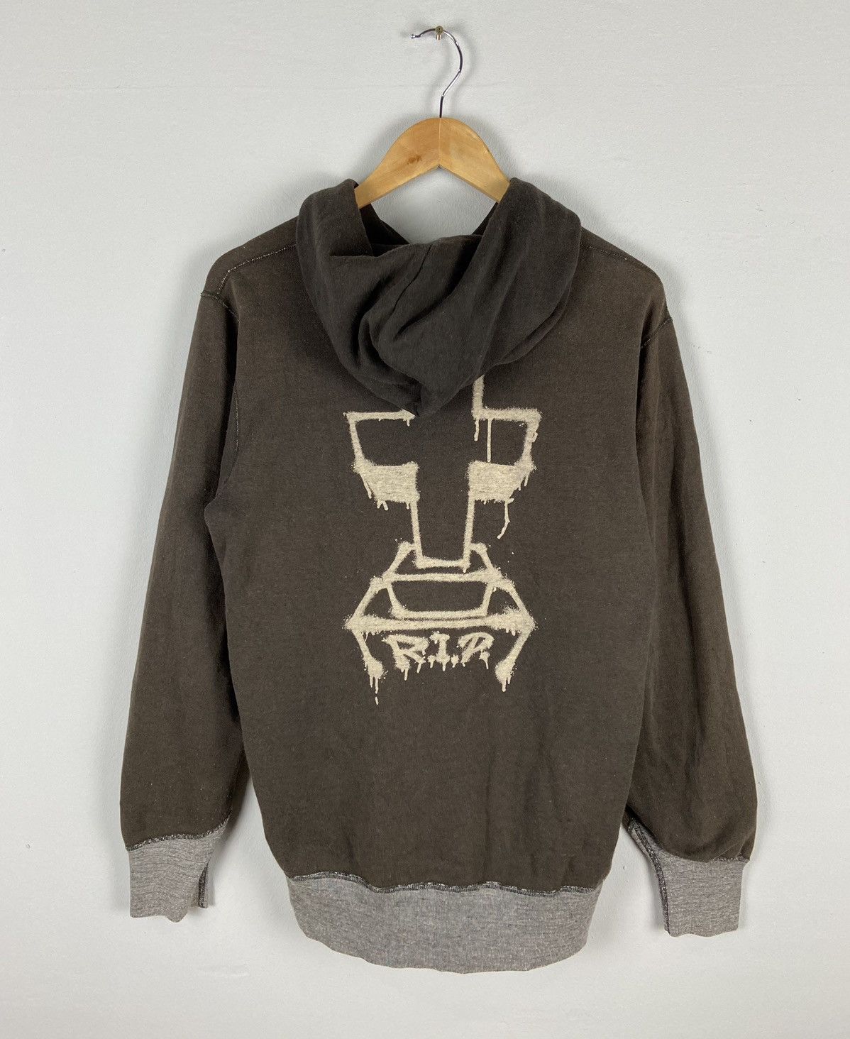 Hysteric Glamour × Japanese Brand Very Rare🔥🔥 Hysteric Glamour “RIP” Graphic Pull Over Hoodie Size US L / EU 52-54 / 3 - 1 Thumbnail