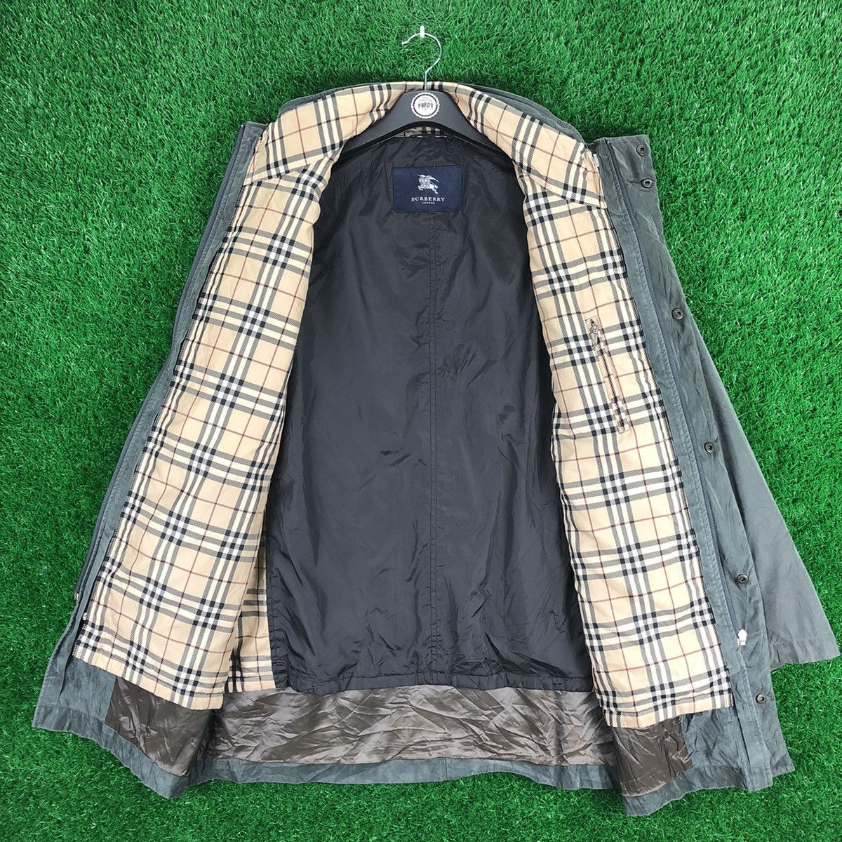 Burberry Vintage 90's Burberry London Long Jacket Nova Check Liner Size US XL / EU 56 / 4 - 7 Thumbnail