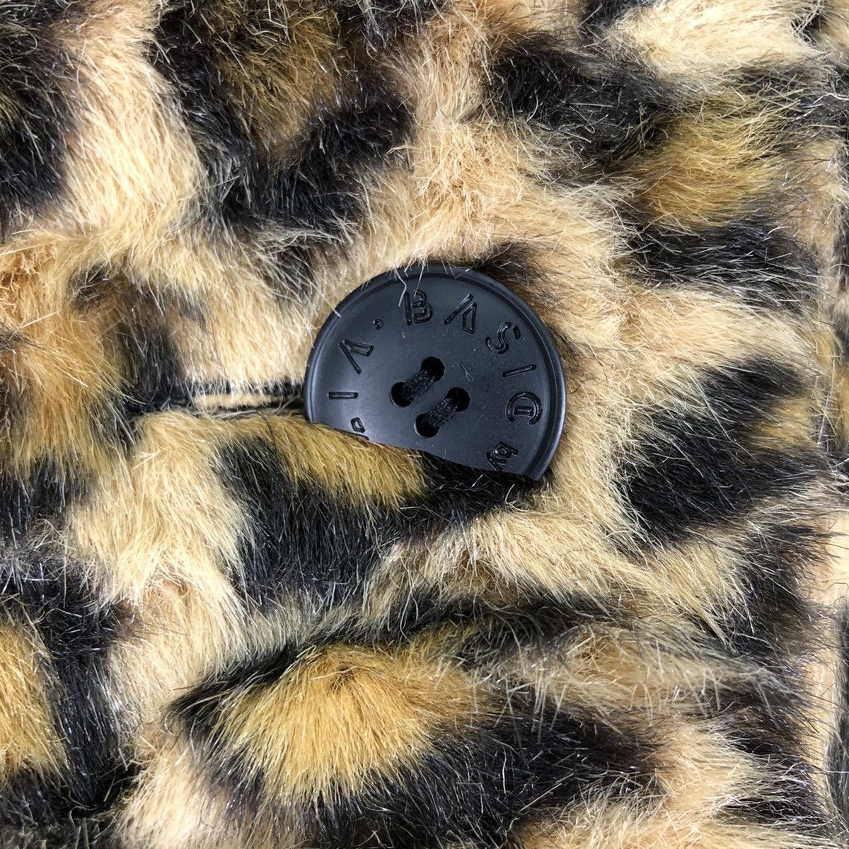 Japanese Brand Vintage 90's Leopard Faux Fur Reversible Jacket Button up Size US S / EU 44-46 / 1 - 9 Thumbnail