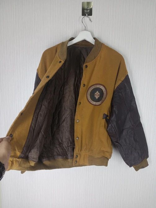 Japanese Brand RARE VINTAGE CLAUDE CROSS FOR MEN LEATHER SLEEVE Size US L / EU 52-54 / 3 - 4 Thumbnail