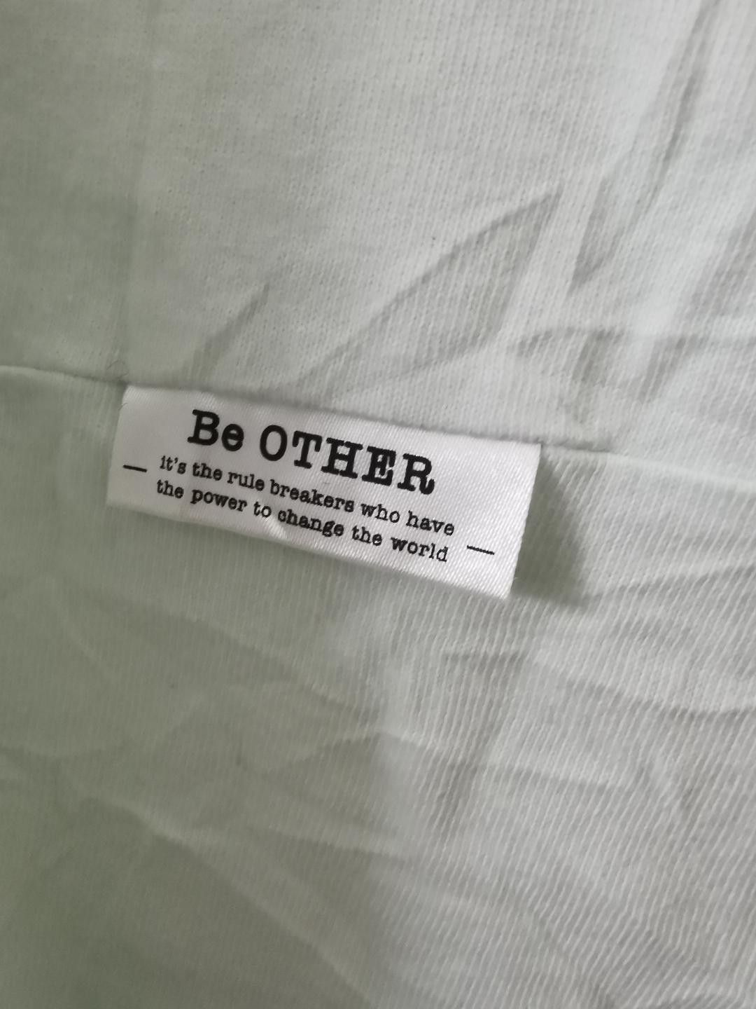 Pharrell × Rap Tees × Uniqlo Uniqlo x Pharrell I Am Other Tee Size US M / EU 48-50 / 2 - 6 Thumbnail