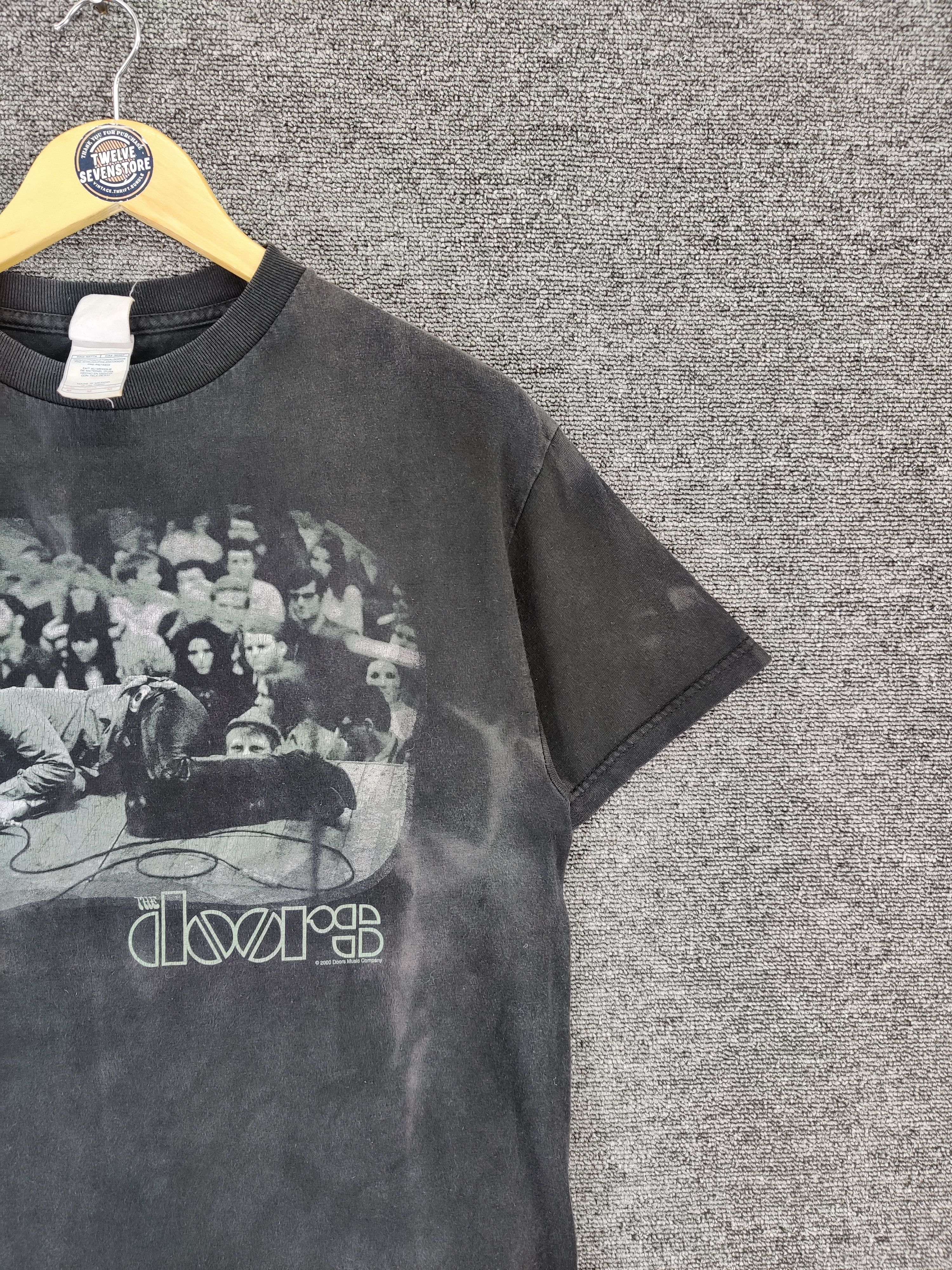 Band Tees Vintage The Doors Jim Morrison Sun Faded Tee Tshirt Size US M / EU 48-50 / 2 - 3 Thumbnail