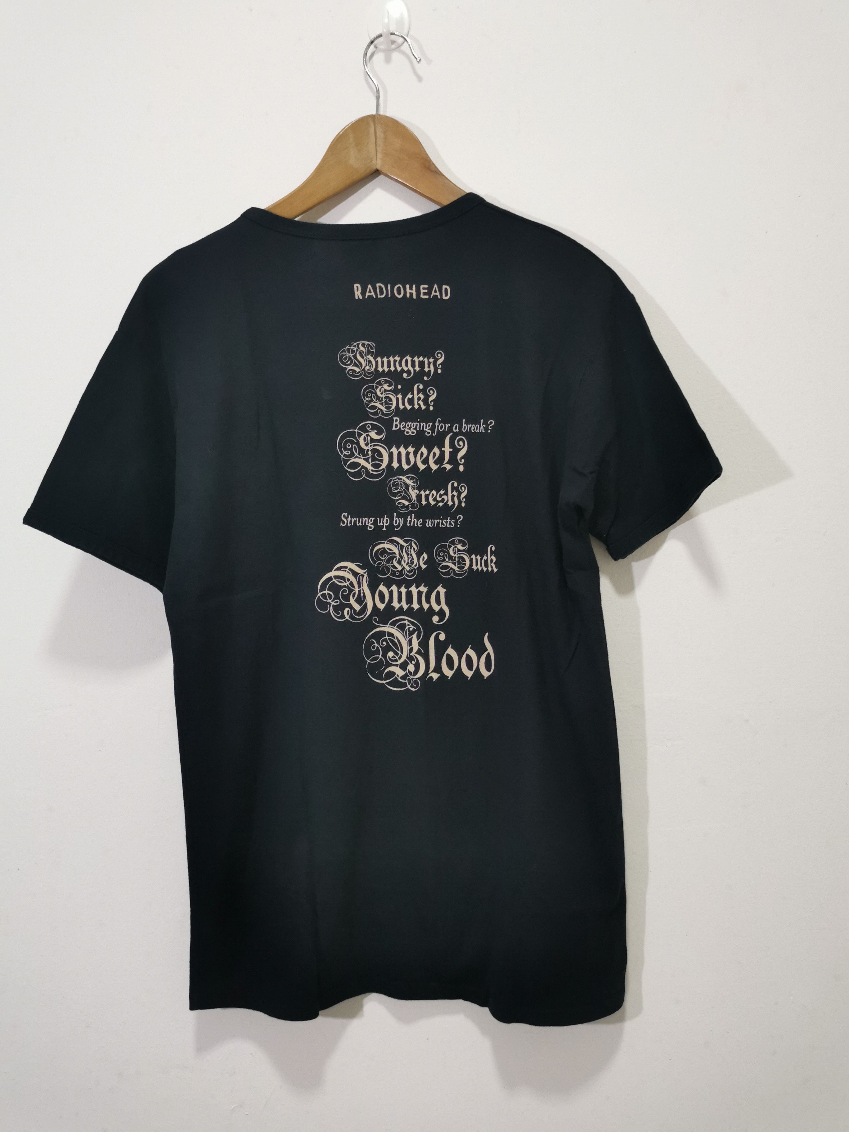 Band Tees Vintage Y2K Radiohead Band Tee Size US M / EU 48-50 / 2 - 3 Thumbnail