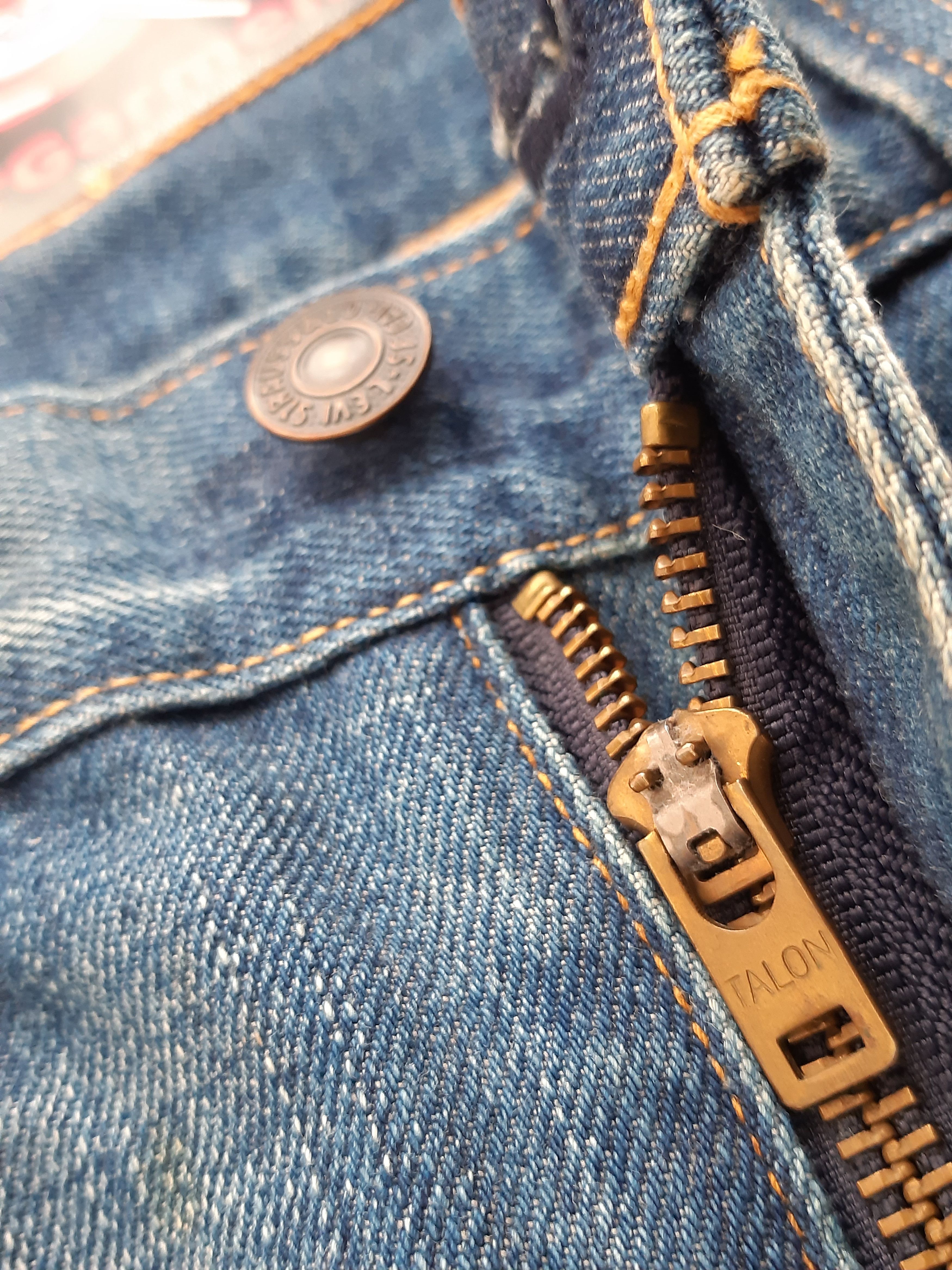 Levi's × Vintage LEVIS 607 Jeans Bootcut Flare Bell Bottom Vintage Size US 31 - 5 Thumbnail