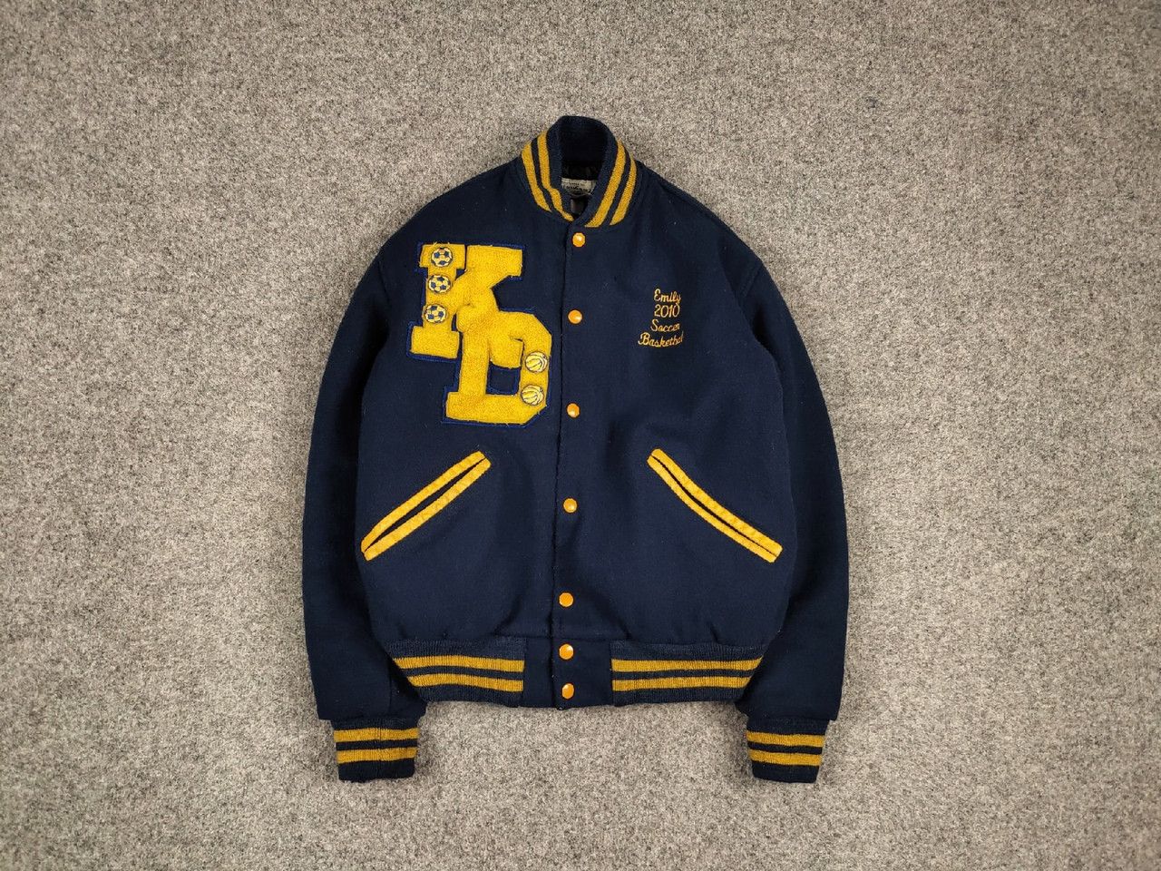 Vintage Vintage 80's Varsity Club Letterman Jacket Blue Made in USA Size US S / EU 44-46 / 1 - 1 Thumbnail