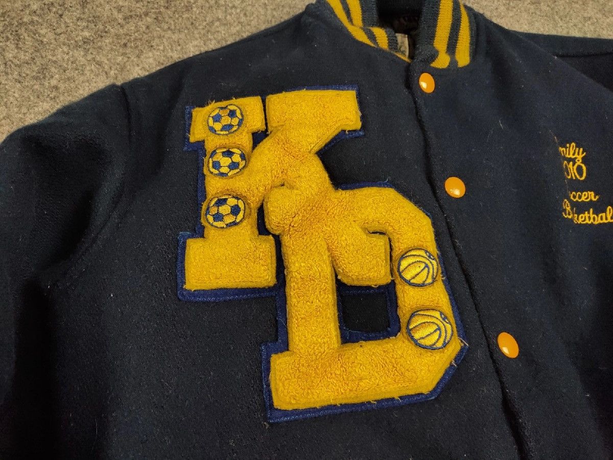 Vintage Vintage 80's Varsity Club Letterman Jacket Blue Made in USA Size US S / EU 44-46 / 1 - 11 Thumbnail