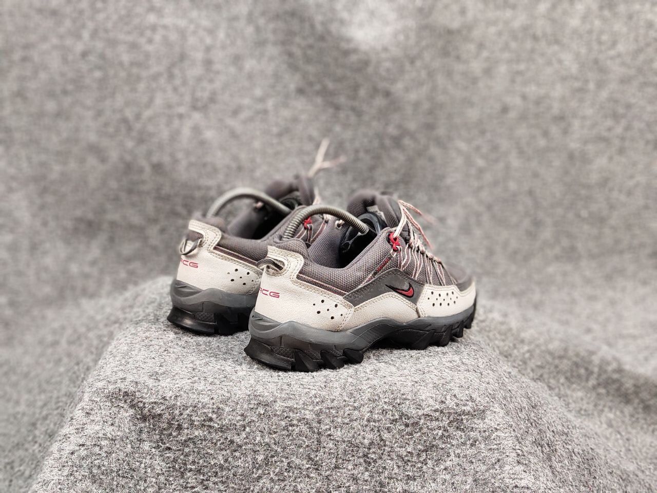 Nike ACG Rare Vintage Nike ACG Trail Low Top Sneakers Outdoor Shoes Size US 5.5 / EU 38 - 8 Thumbnail