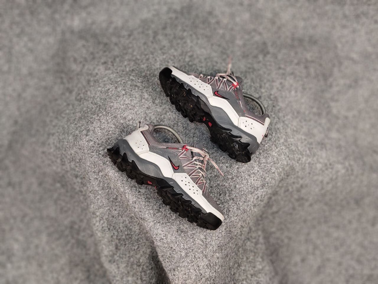 Nike ACG Rare Vintage Nike ACG Trail Low Top Sneakers Outdoor Shoes Size US 5.5 / EU 38 - 12 Thumbnail