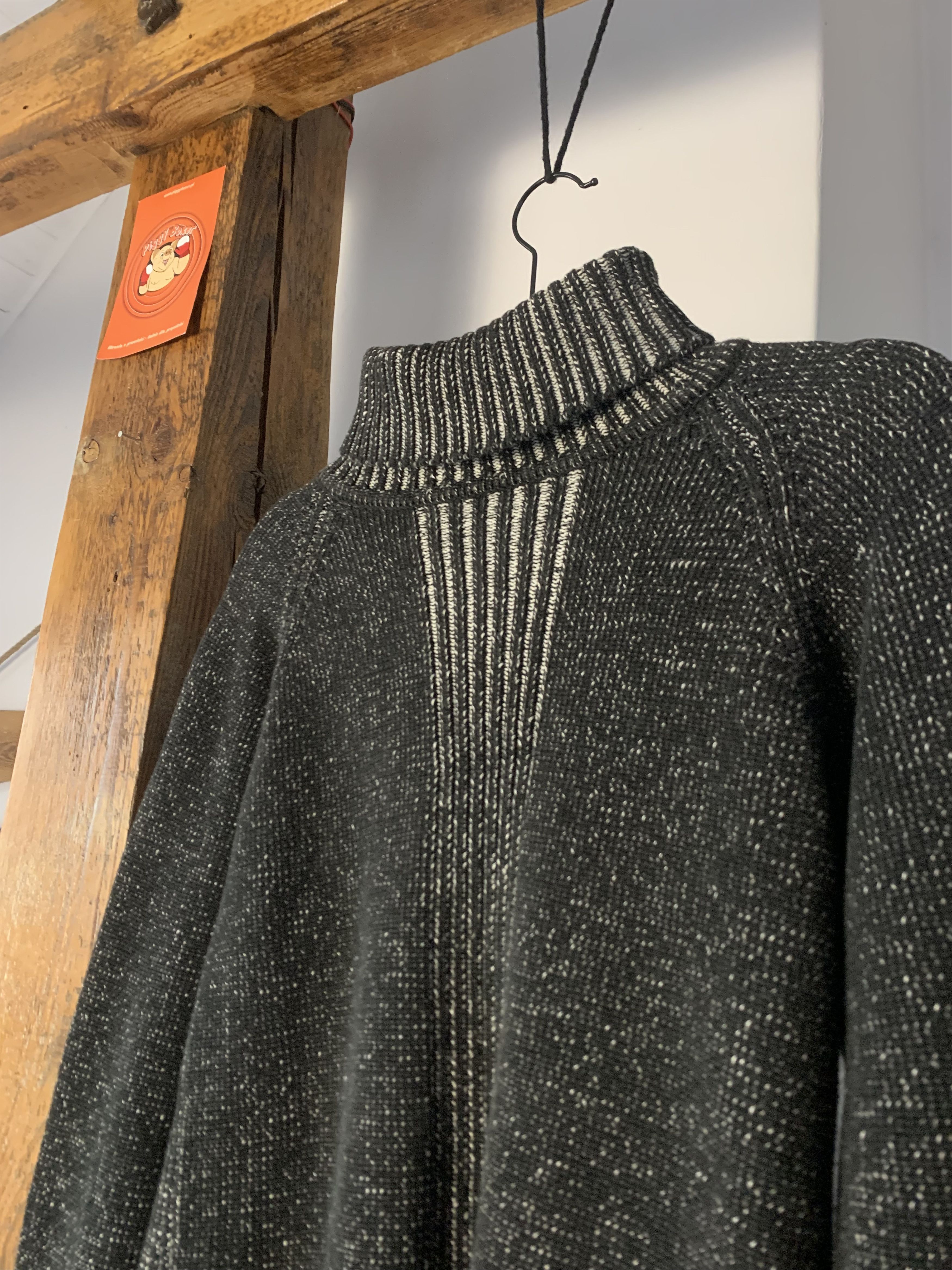Japanese Brand Vintage Ramie Ash Gray Turtleneck Knit Size US L / EU 52-54 / 3 - 3 Thumbnail