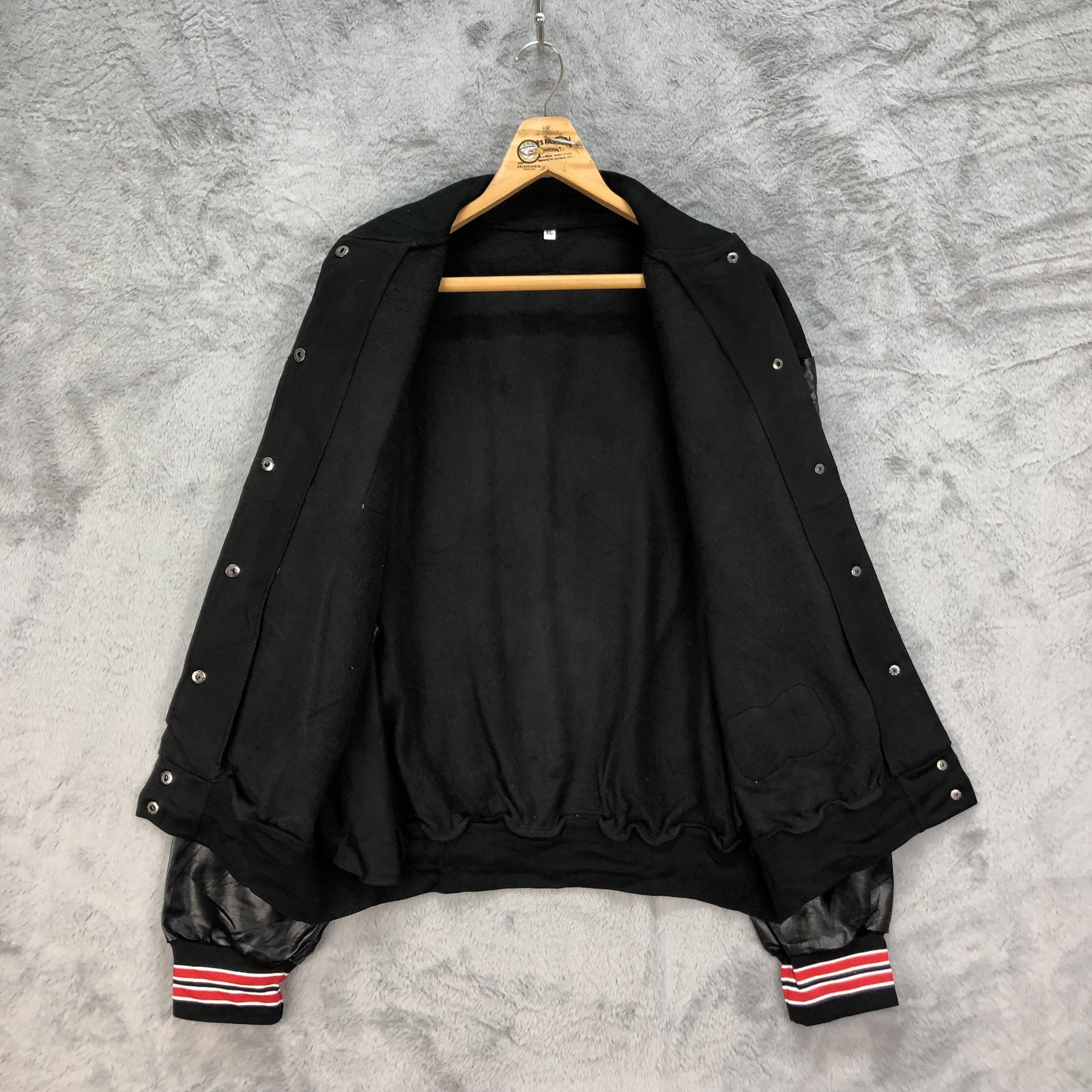 Vintage UNBRAND NUMBER 2 WOOL VARSITY JACKET #4845-173 Size US XL / EU 56 / 4 - 6 Thumbnail