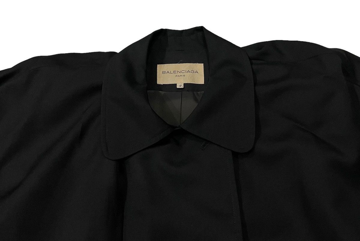 Balenciaga Balenciaga Paris Silk Gold Buttons Bat Wings Jacket Size L / US 10 / IT 46 - 9 Thumbnail