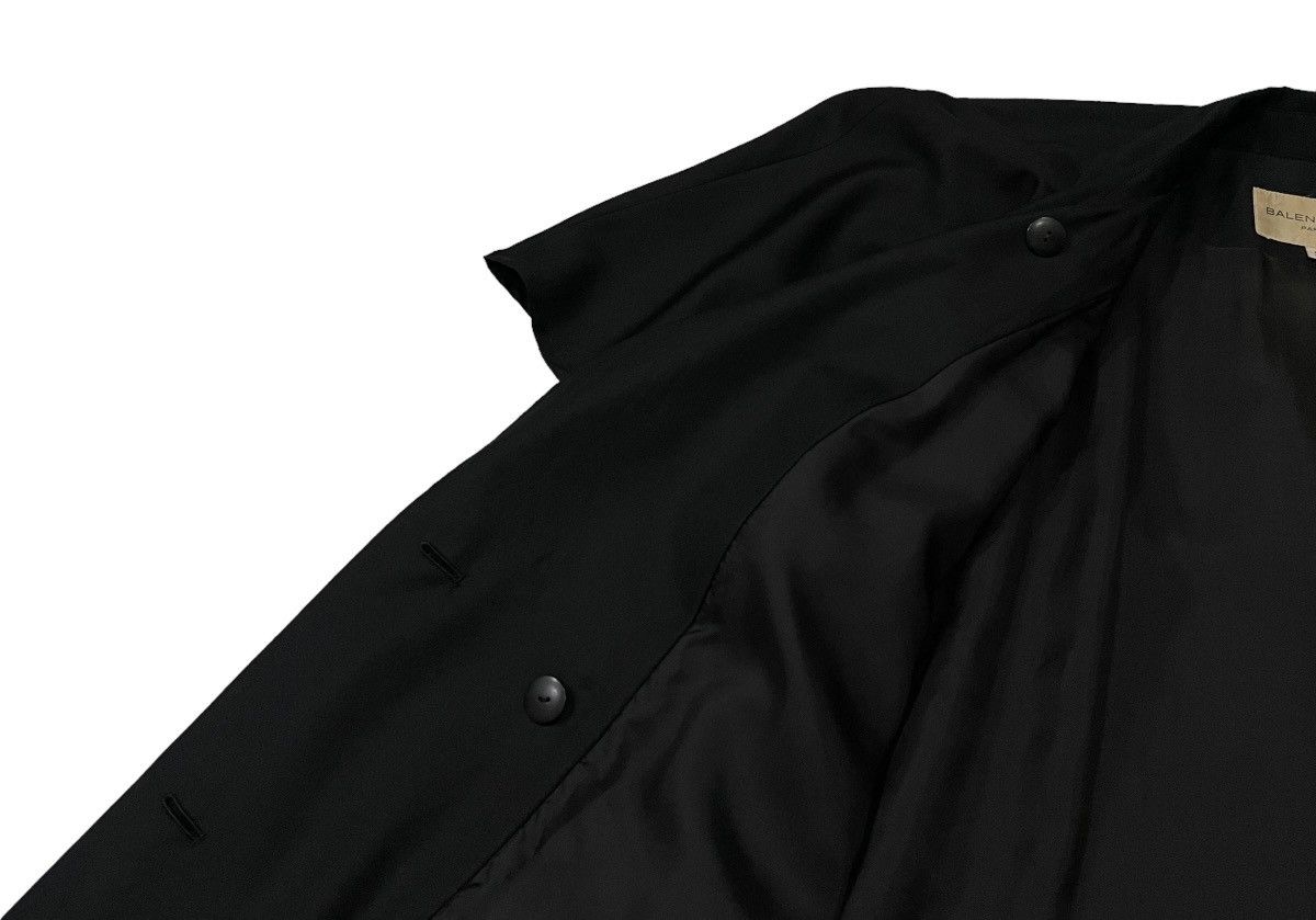 Balenciaga Balenciaga Paris Silk Gold Buttons Bat Wings Jacket Size L / US 10 / IT 46 - 20 Thumbnail