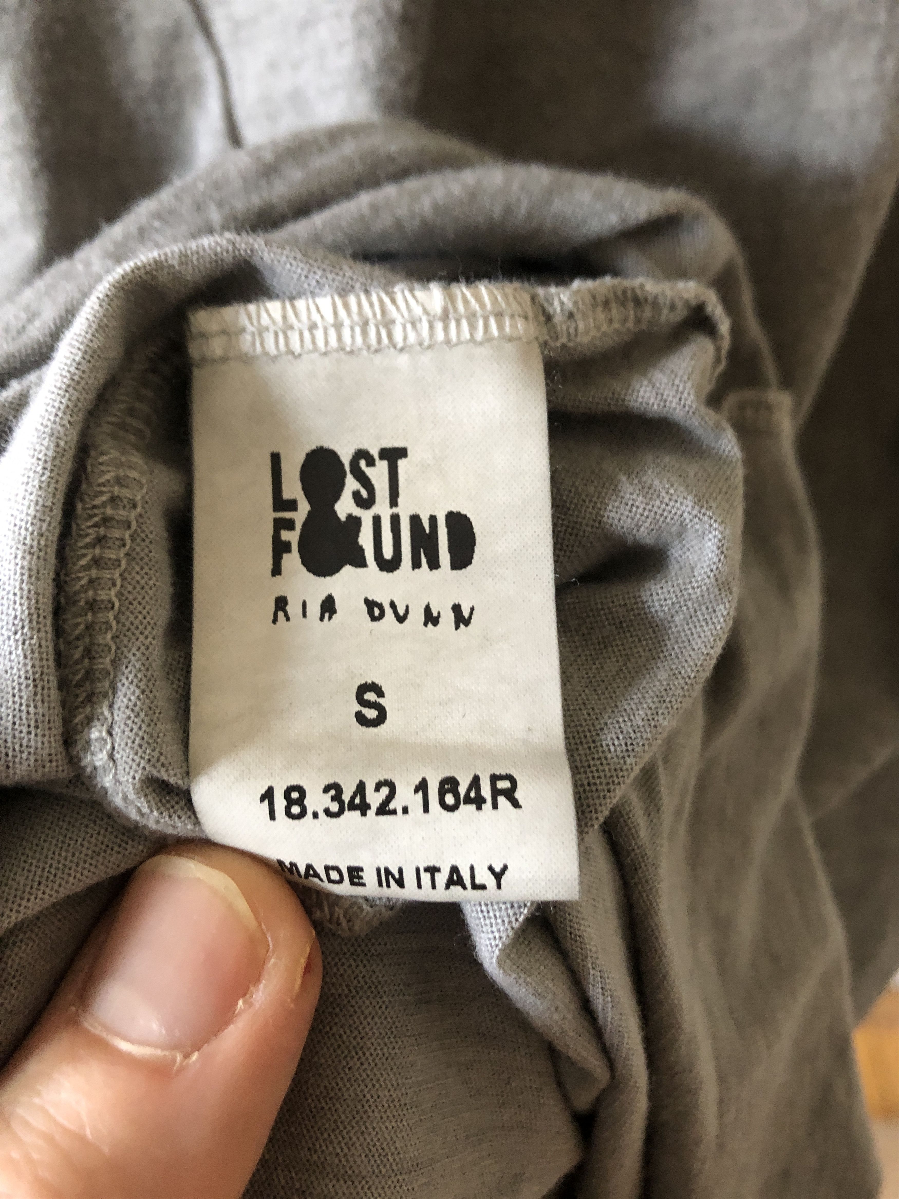 Lost & Found Ria Dunn Lost and Found by Ria Dunn gray t-shirt Size US S / EU 44-46 / 1 - 7 Thumbnail