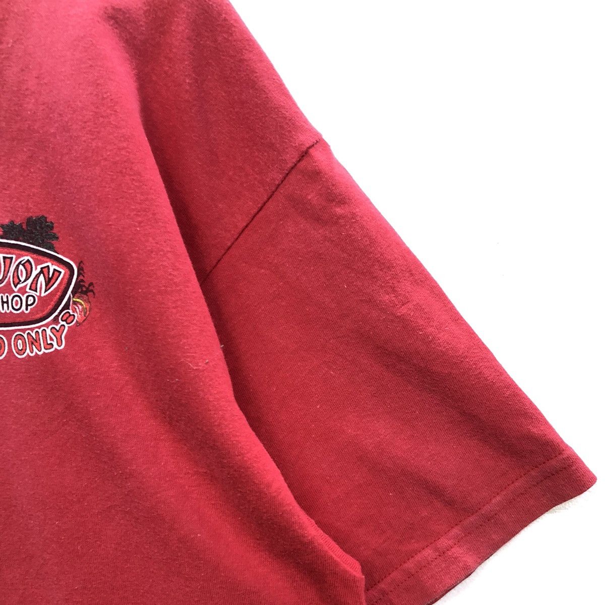 Ron Jon Surf Shop Vintage Faded Ron Jon One And Only Surfing Backhitt Shirt Size US L / EU 52-54 / 3 - 9 Thumbnail