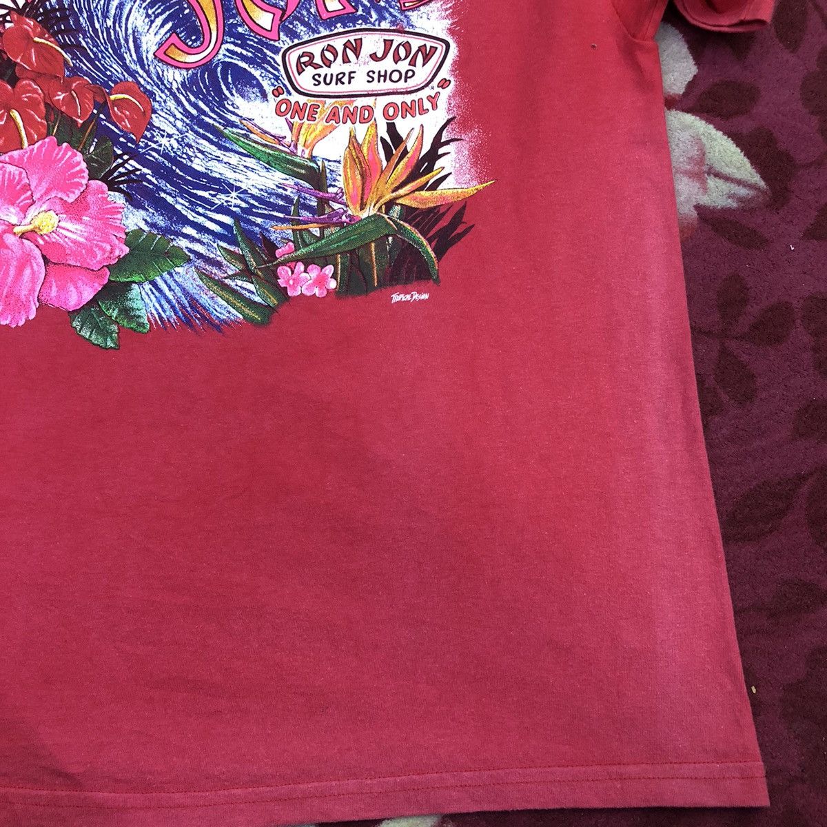 Ron Jon Surf Shop Vintage Faded Ron Jon One And Only Surfing Backhitt Shirt Size US L / EU 52-54 / 3 - 12 Thumbnail