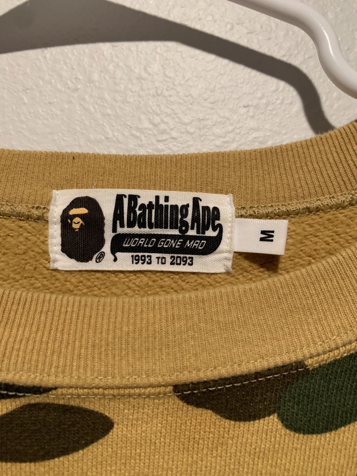 Bape 1st Camo Shark Crewneck Size US M / EU 48-50 / 2 - 5 Thumbnail