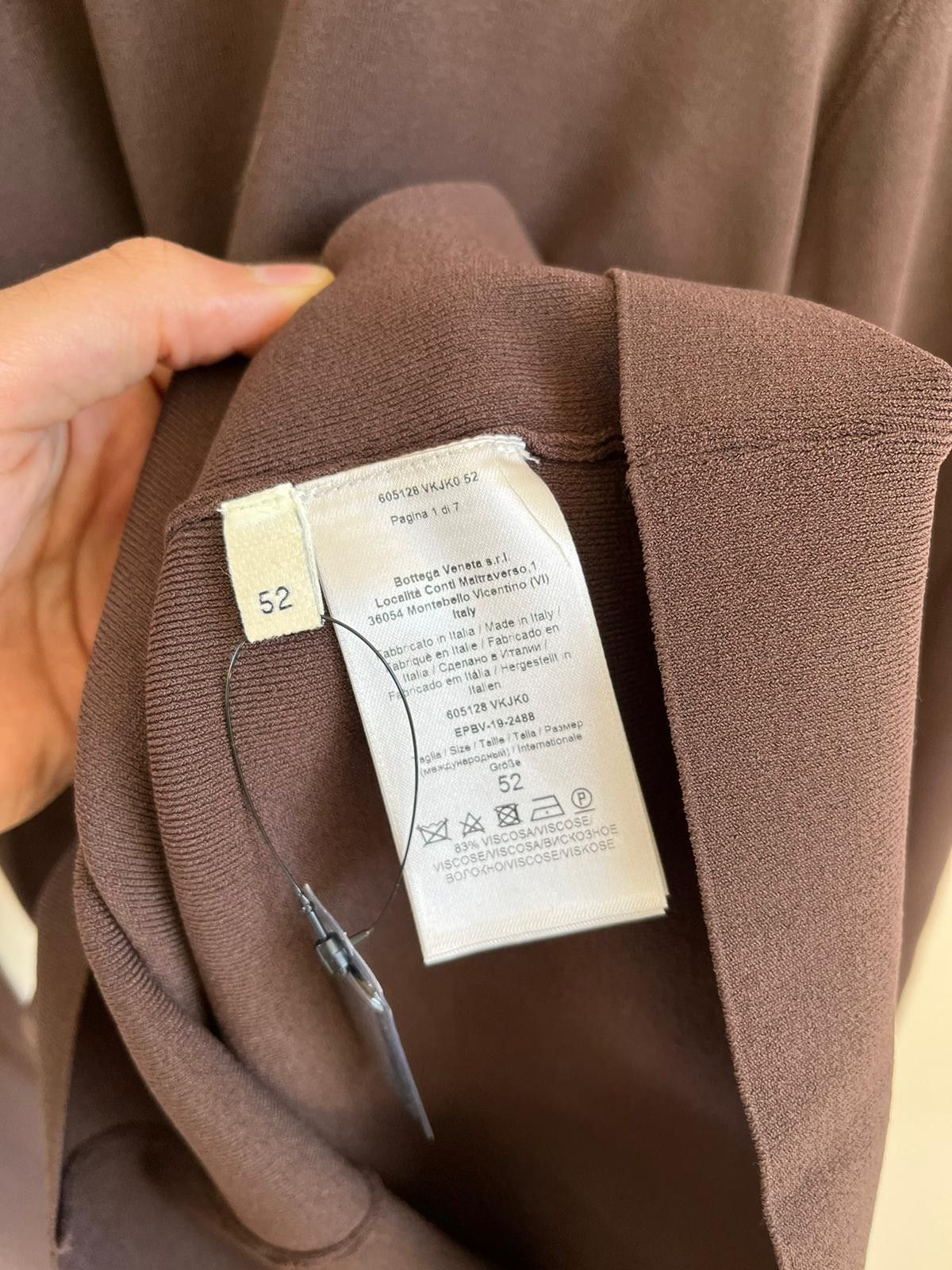 Bottega Veneta High Neck Pullover in Burgundy Color Size US L / EU 52-54 / 3 - 11 Thumbnail