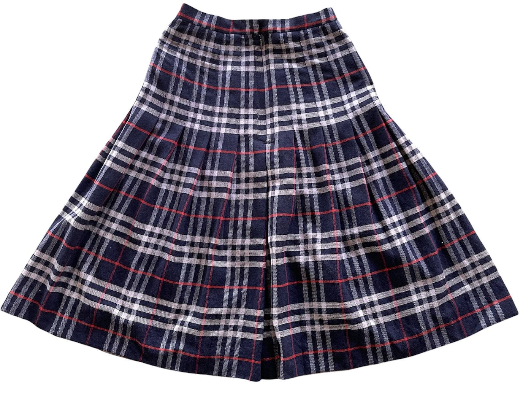 image of Vintage Burberry Skirt Nova Check England, Women's (Size 24)
