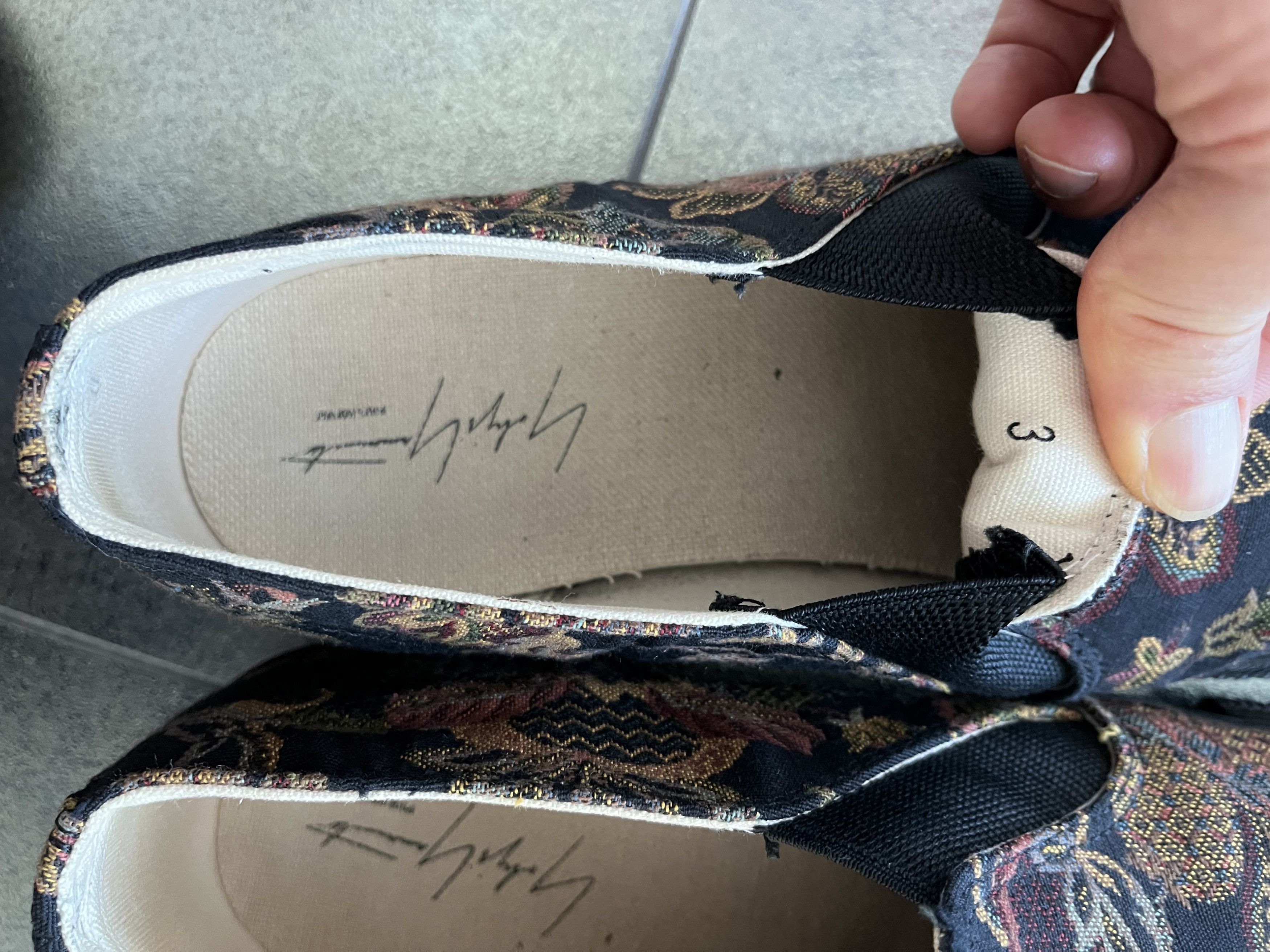 Yohji Yamamoto Yohji Yamamoto Pour Homme Embroidered Canvas Sneakers (JP 3) Size US 8 / EU 41 - 9 Thumbnail