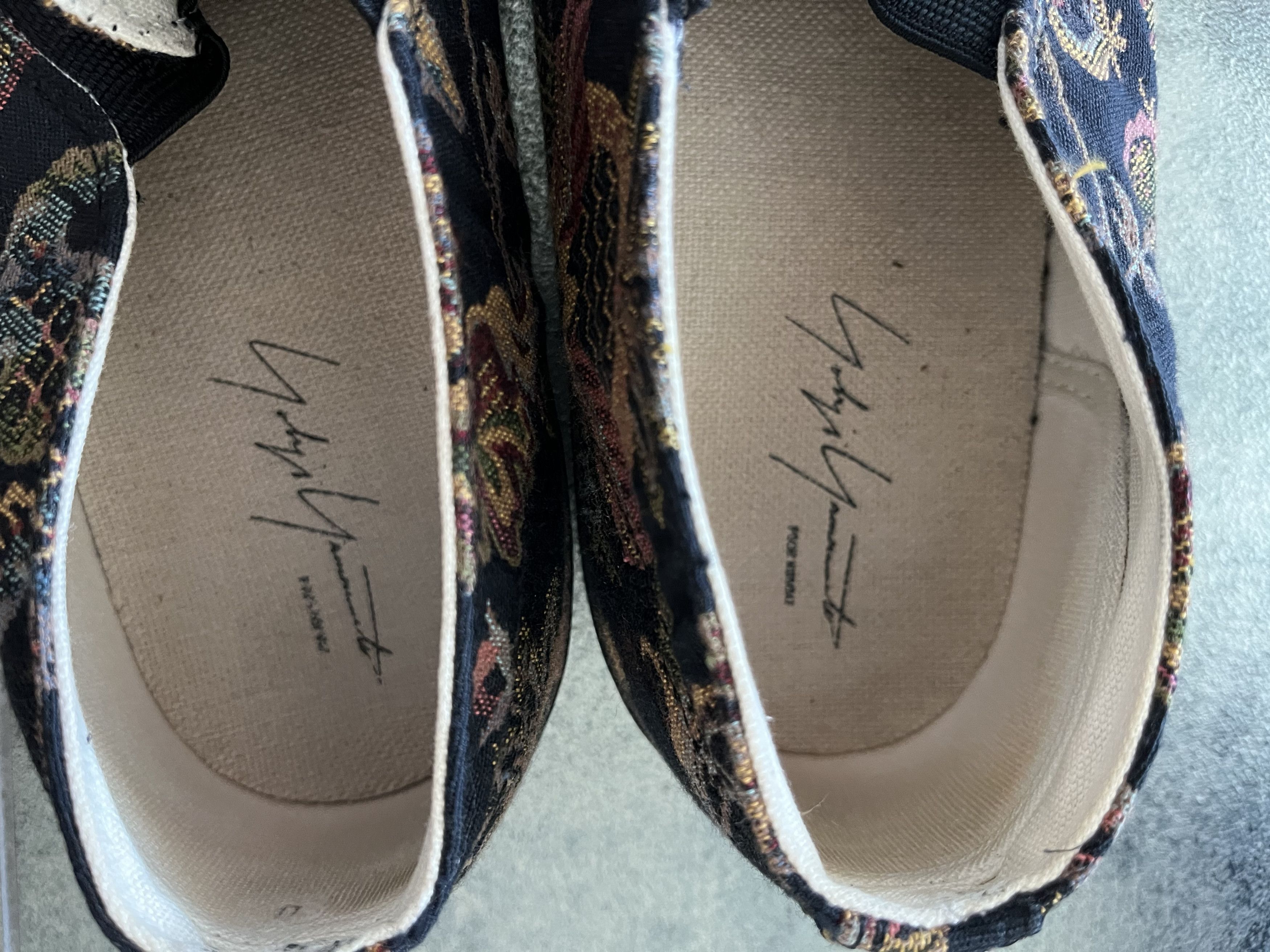 Yohji Yamamoto Yohji Yamamoto Pour Homme Embroidered Canvas Sneakers (JP 3) Size US 8 / EU 41 - 7 Thumbnail