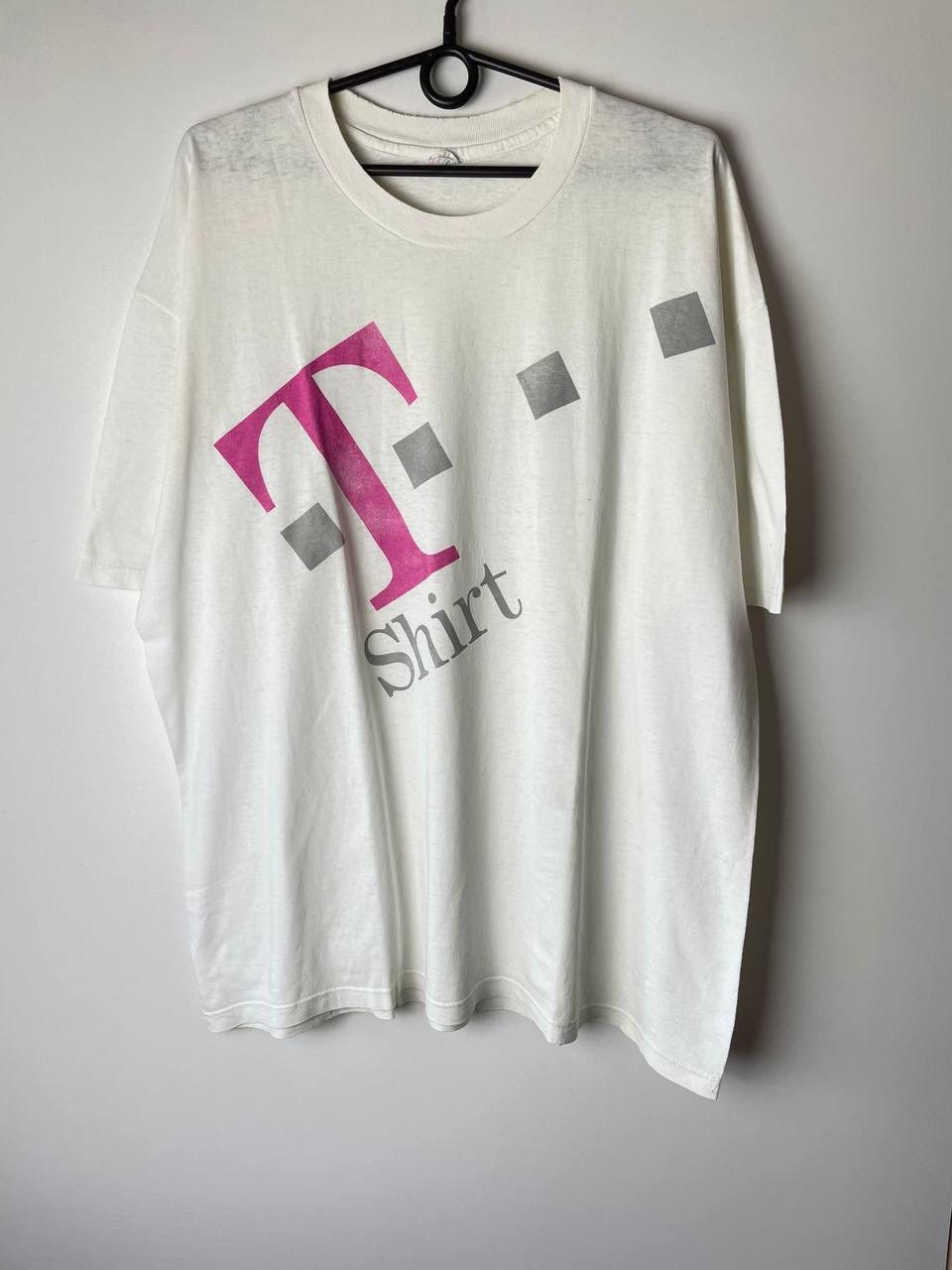 T Mobile 90s vintage t-shirts size XL