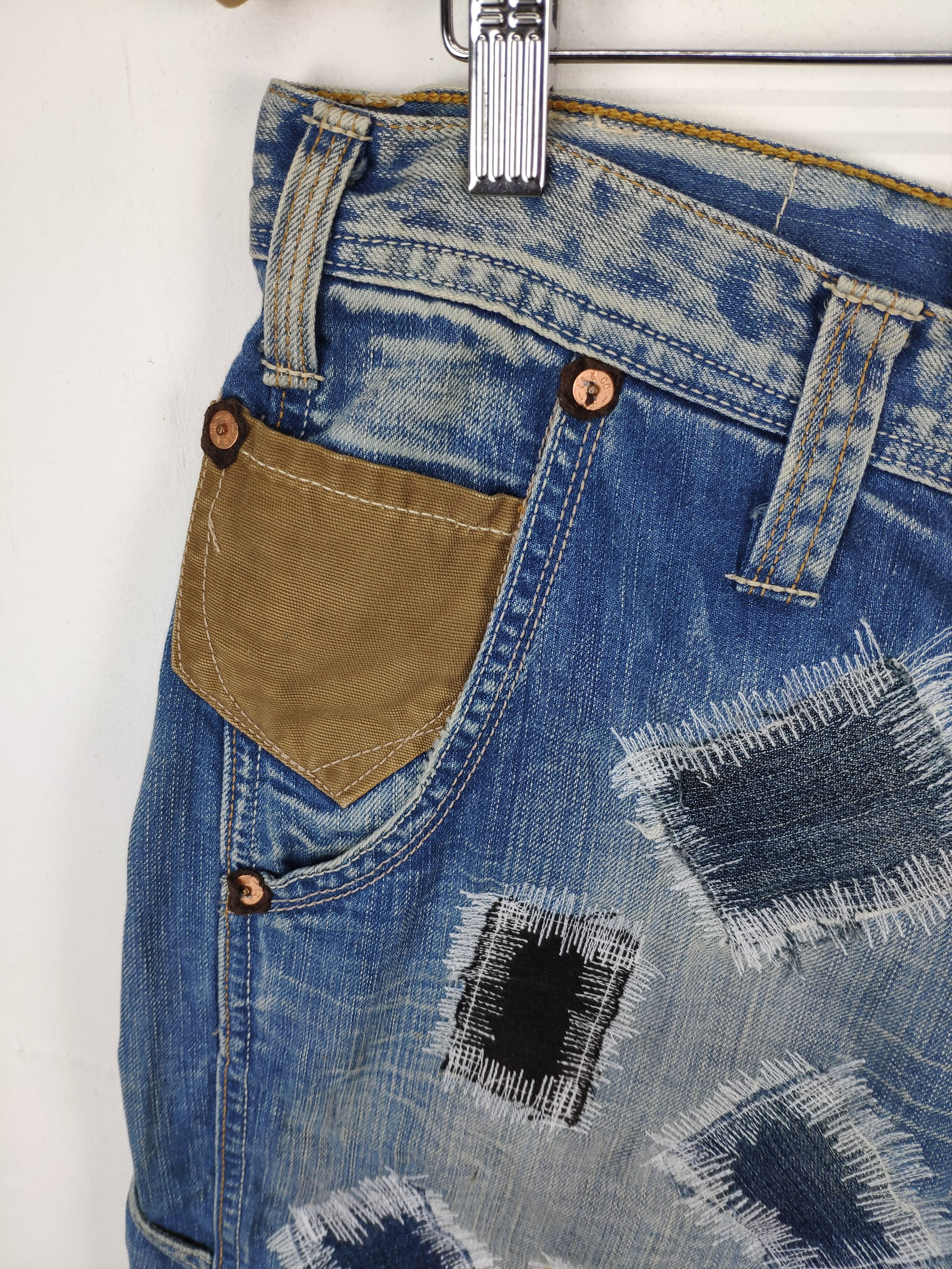 Levi's Vintage Clothing SALE 💥 Vintage Levis Distressed Jeans Patchwork Size US 32 / EU 48 - 9 Thumbnail