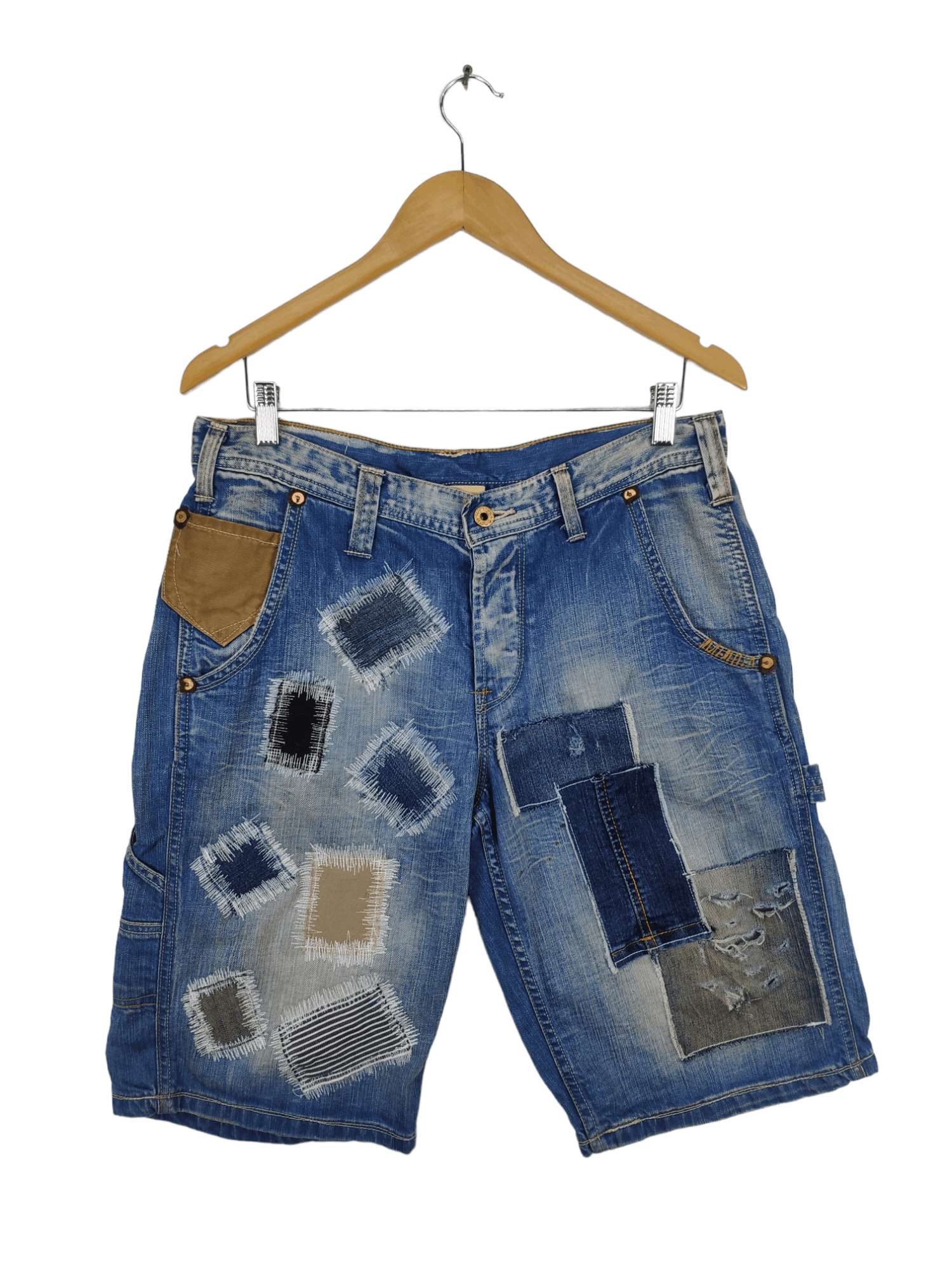 Levi's Vintage Clothing SALE 💥 Vintage Levis Distressed Jeans Patchwork Size US 32 / EU 48 - 1 Thumbnail