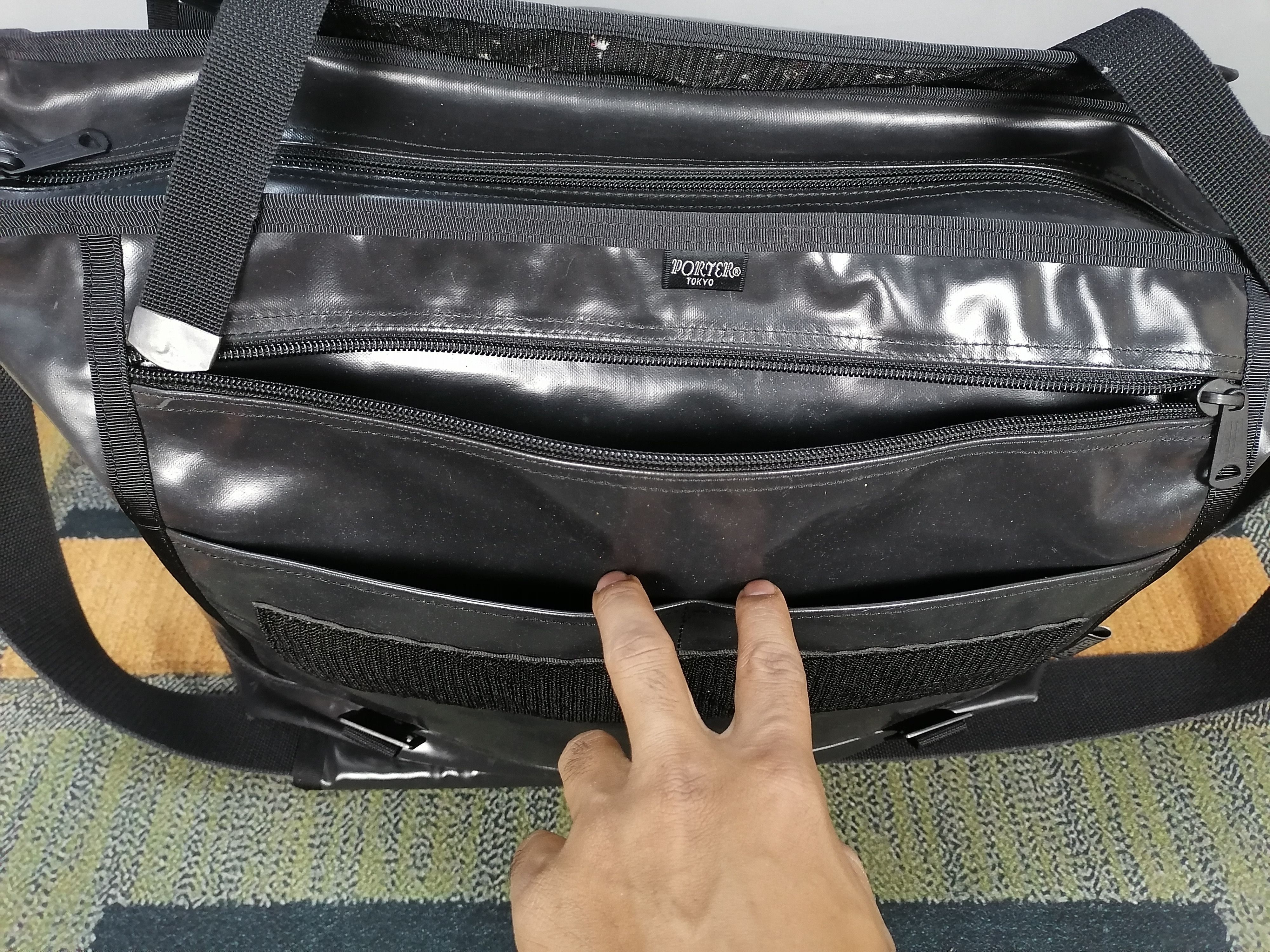 Japanese Brand × MasterPiece × Porter Porter waterproof large size messenger bag Size ONE SIZE - 8 Thumbnail