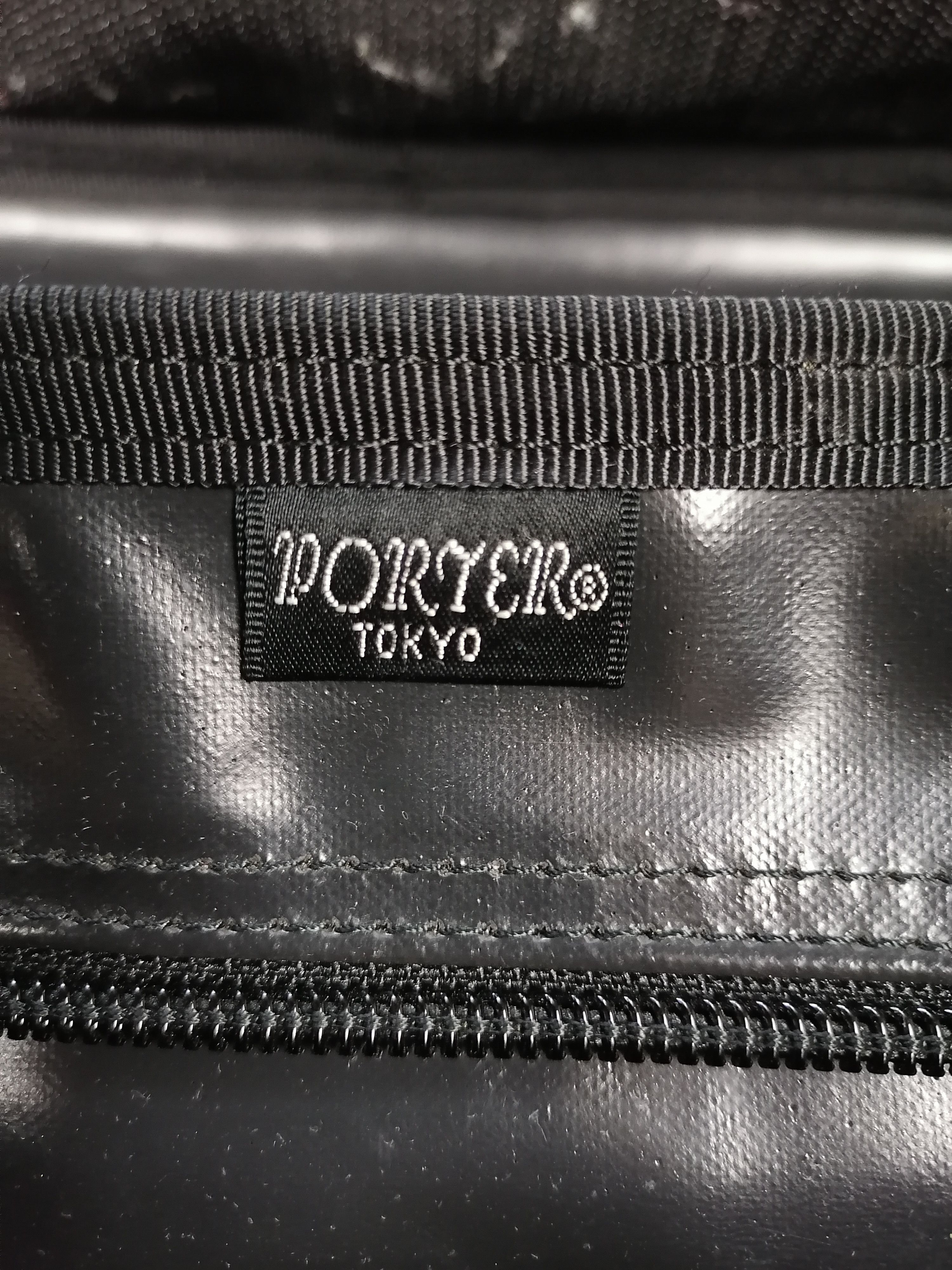 Japanese Brand × MasterPiece × Porter Porter waterproof large size messenger bag Size ONE SIZE - 9 Thumbnail