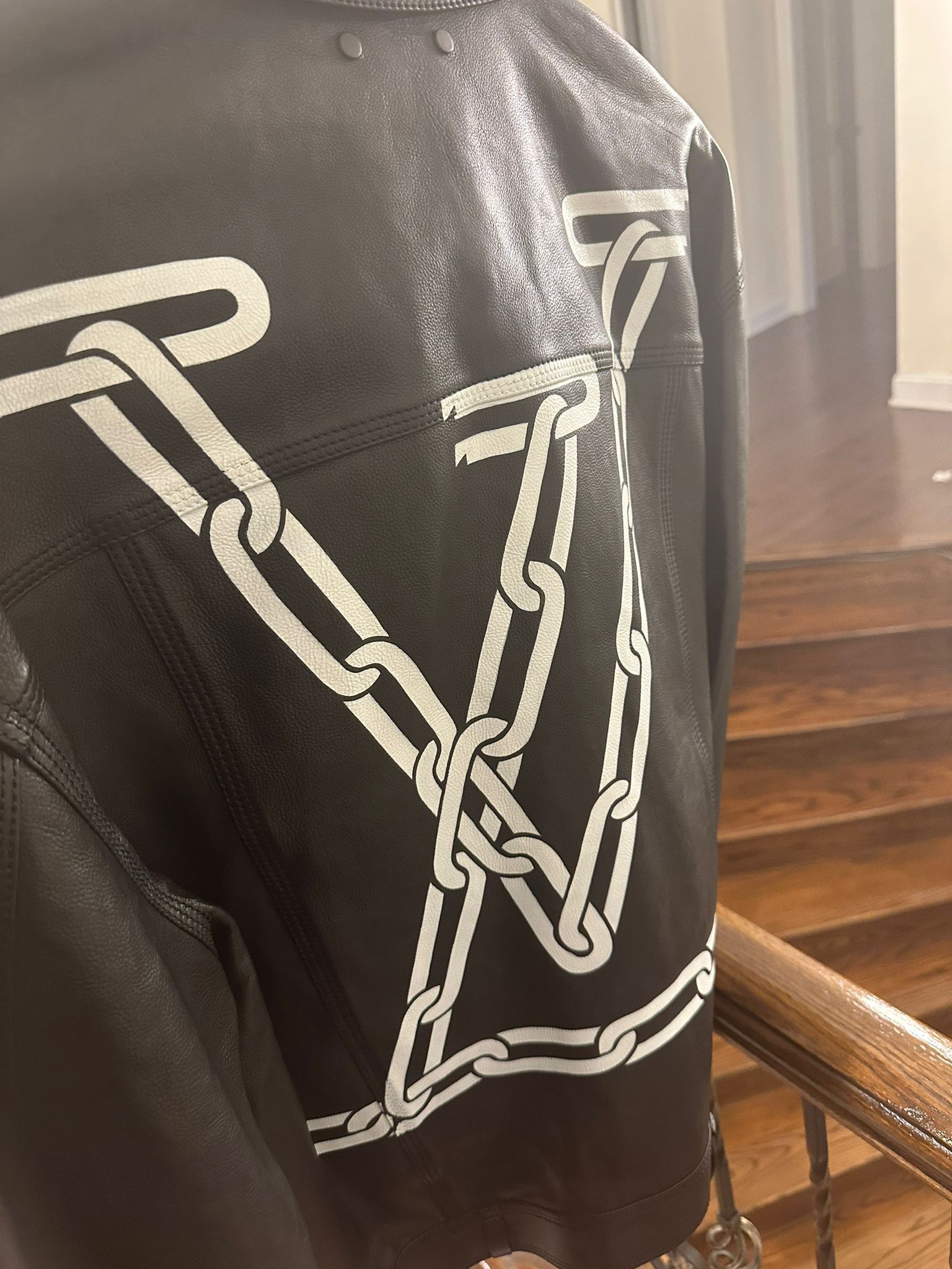 Louis Vuitton Paper Clip Leather Jacket in Black Size US M / EU 48-50 / 2 - 8 Thumbnail