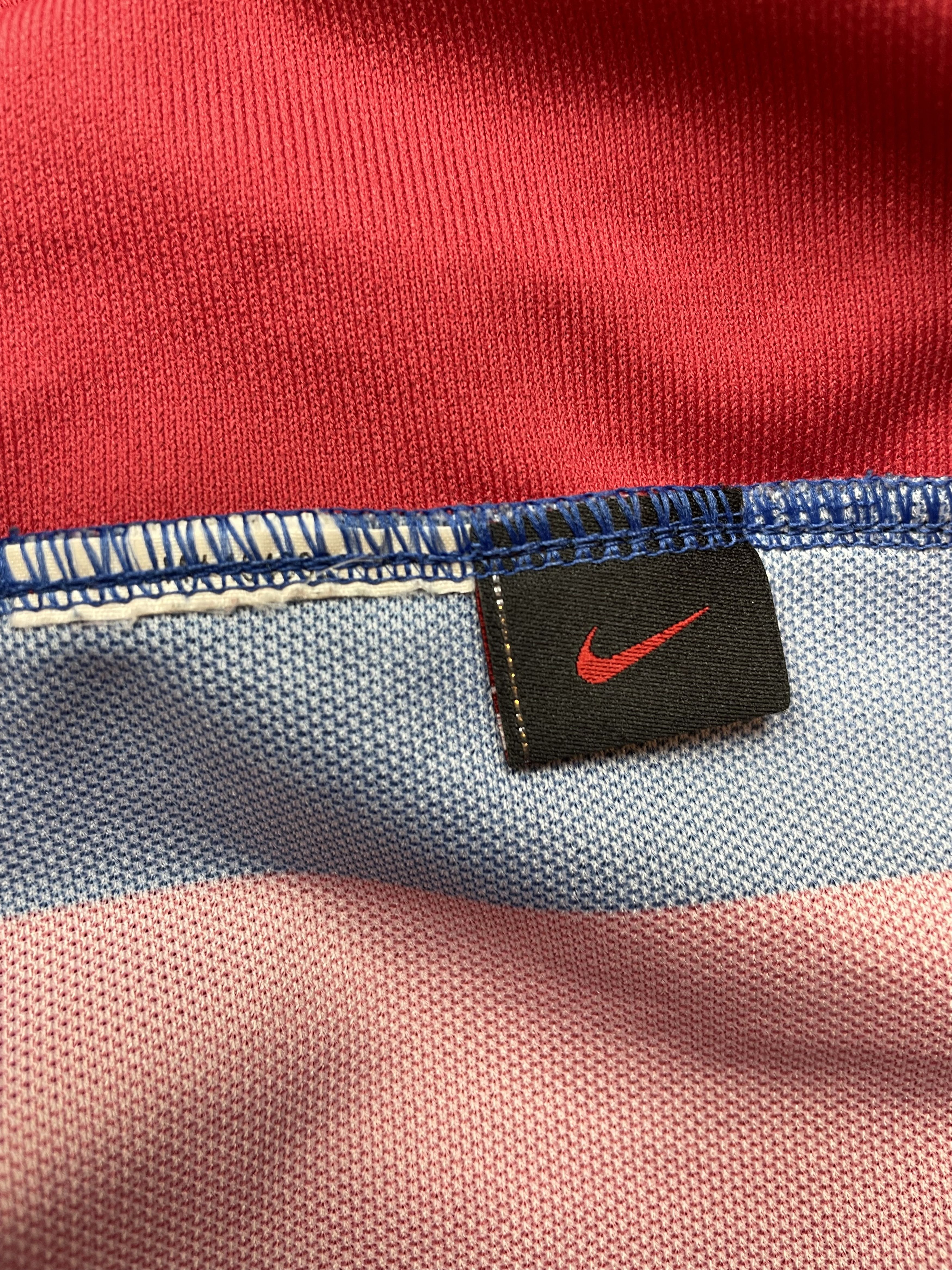 Nike × Vintage Barcelona football shirt 2004 Soccer Tee Y2K Hype Sport Size US M / EU 48-50 / 2 - 6 Thumbnail