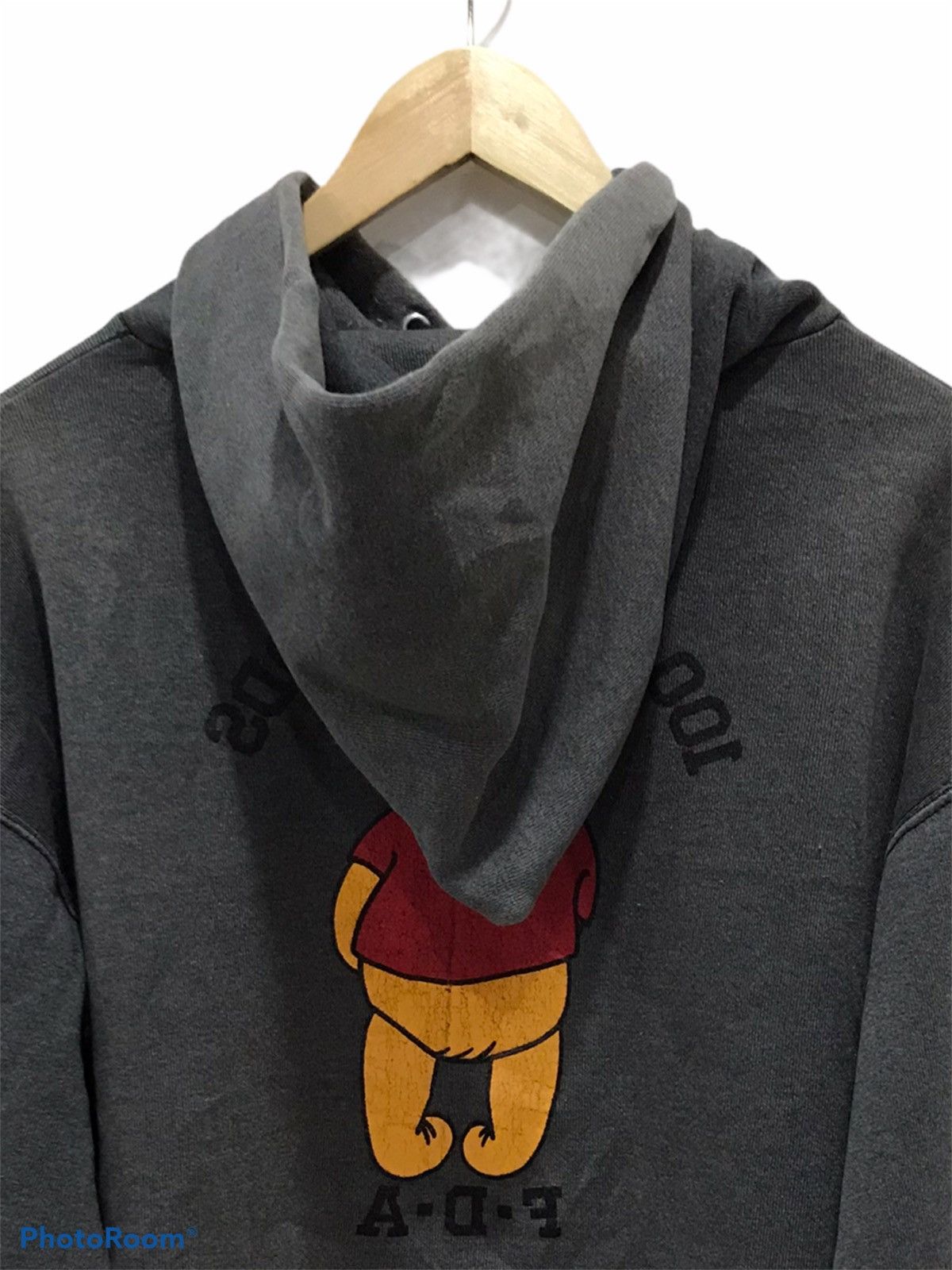 Cartoon Network Vtg Winnie the Pooh FDA hoodie sweatshirt Size US M / EU 48-50 / 2 - 6 Thumbnail