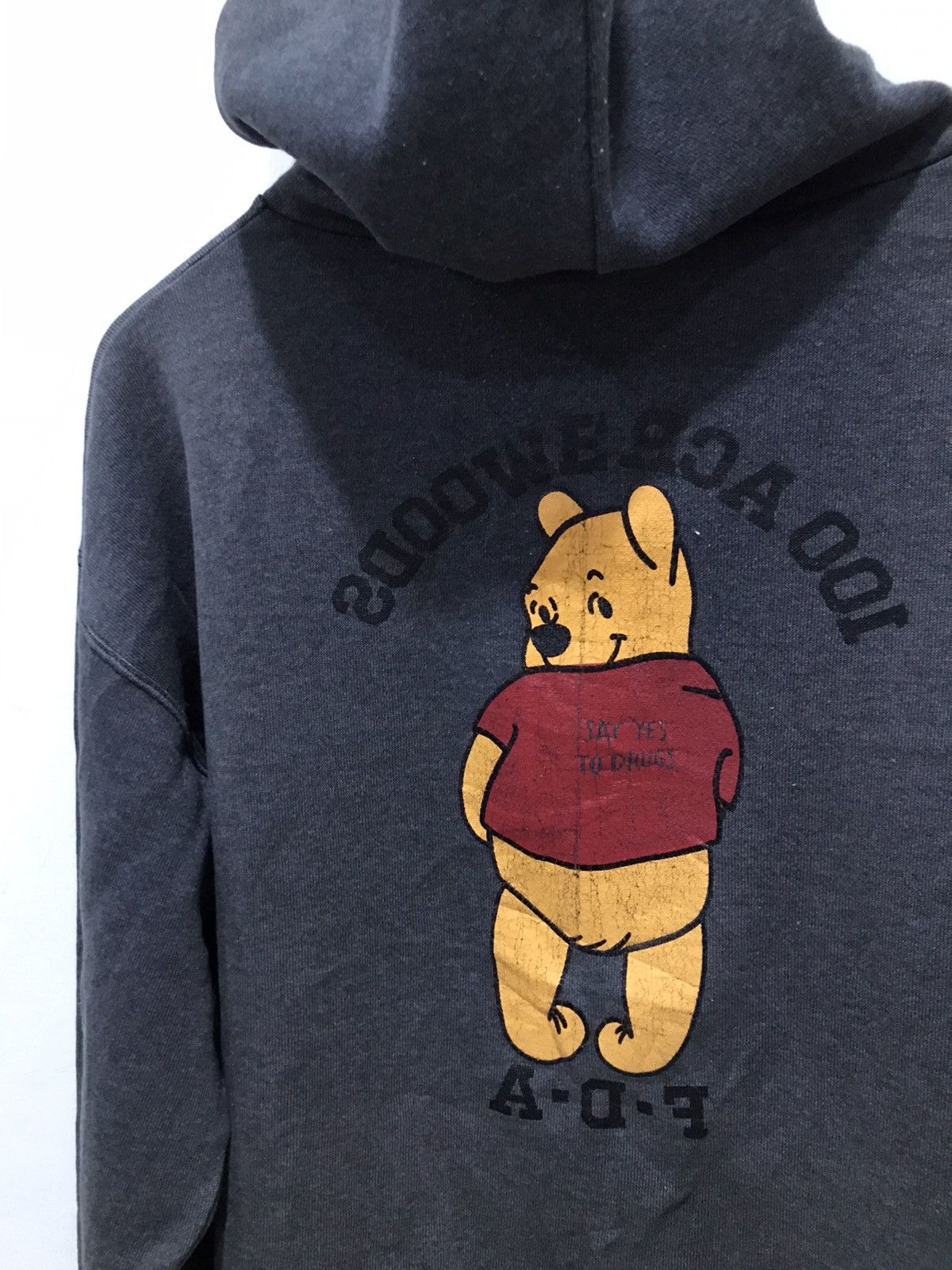 Cartoon Network Vtg Winnie the Pooh FDA hoodie sweatshirt Size US M / EU 48-50 / 2 - 12 Thumbnail