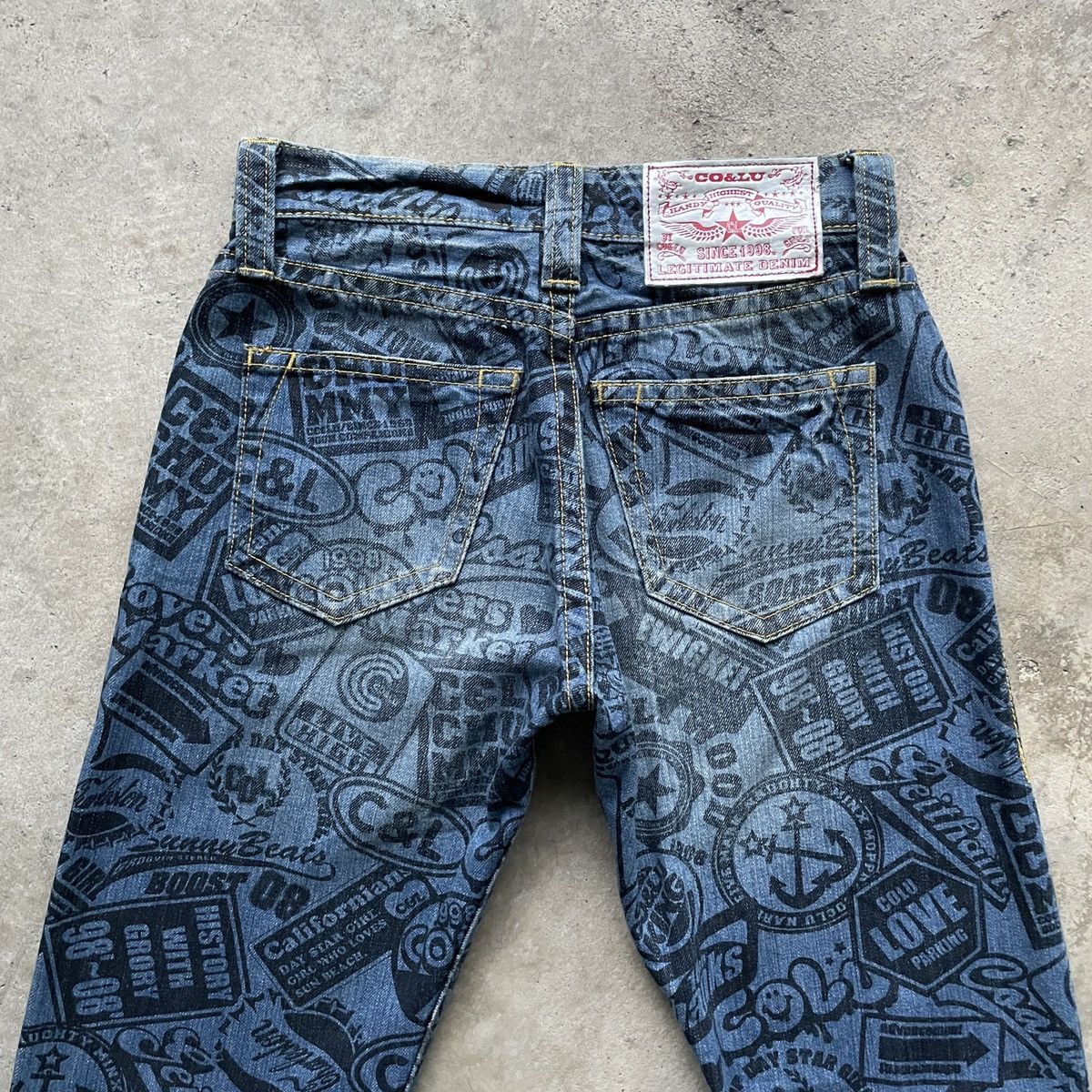 Japanese Brand Vintage Japanese Faded Full Print Denim Jeans Pants W27x29.5 Size US 27 - 8 Thumbnail
