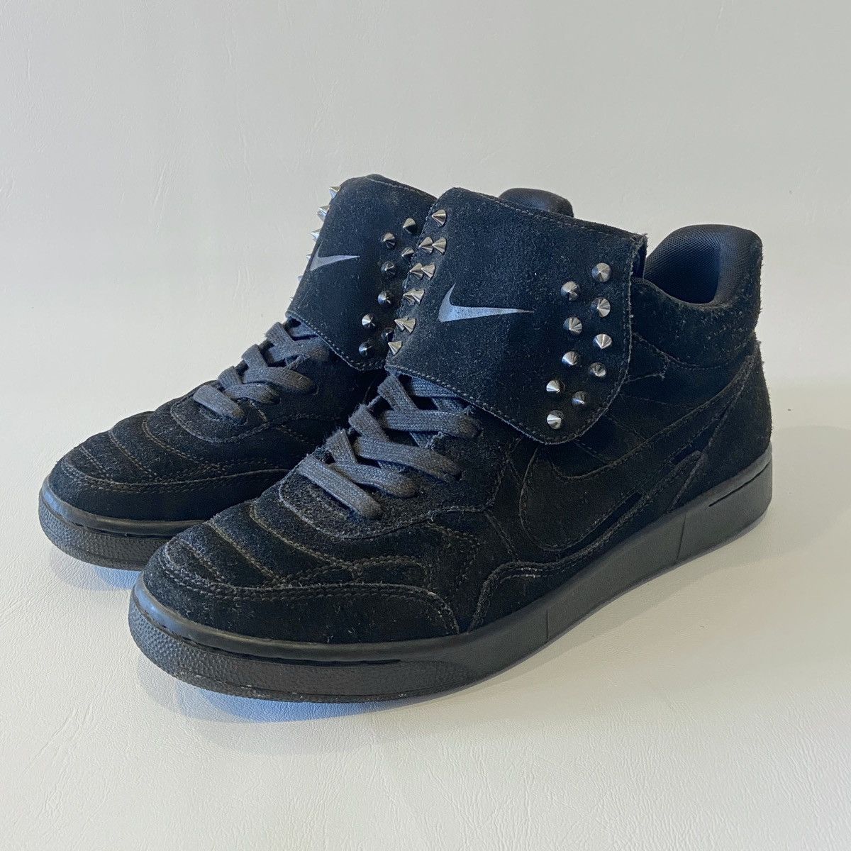 image of Nike Tiempo Mid ‘94 Spike Look See Sample Shoes in Black, Men's