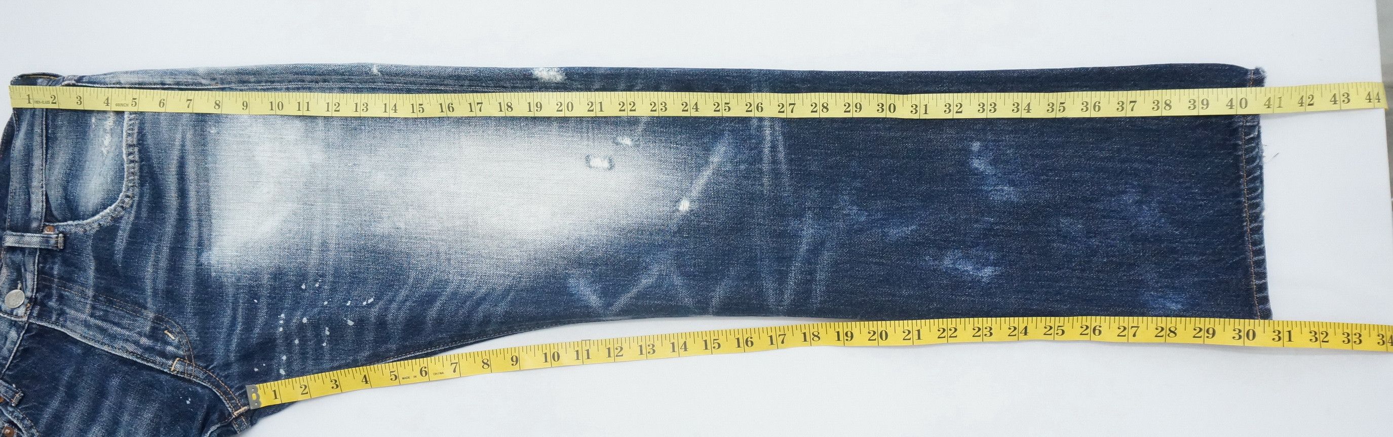 Japanese Brand Vintage RNA Inc Japan Distressed Faded Jeans Size US 30 / EU 46 - 14 Thumbnail