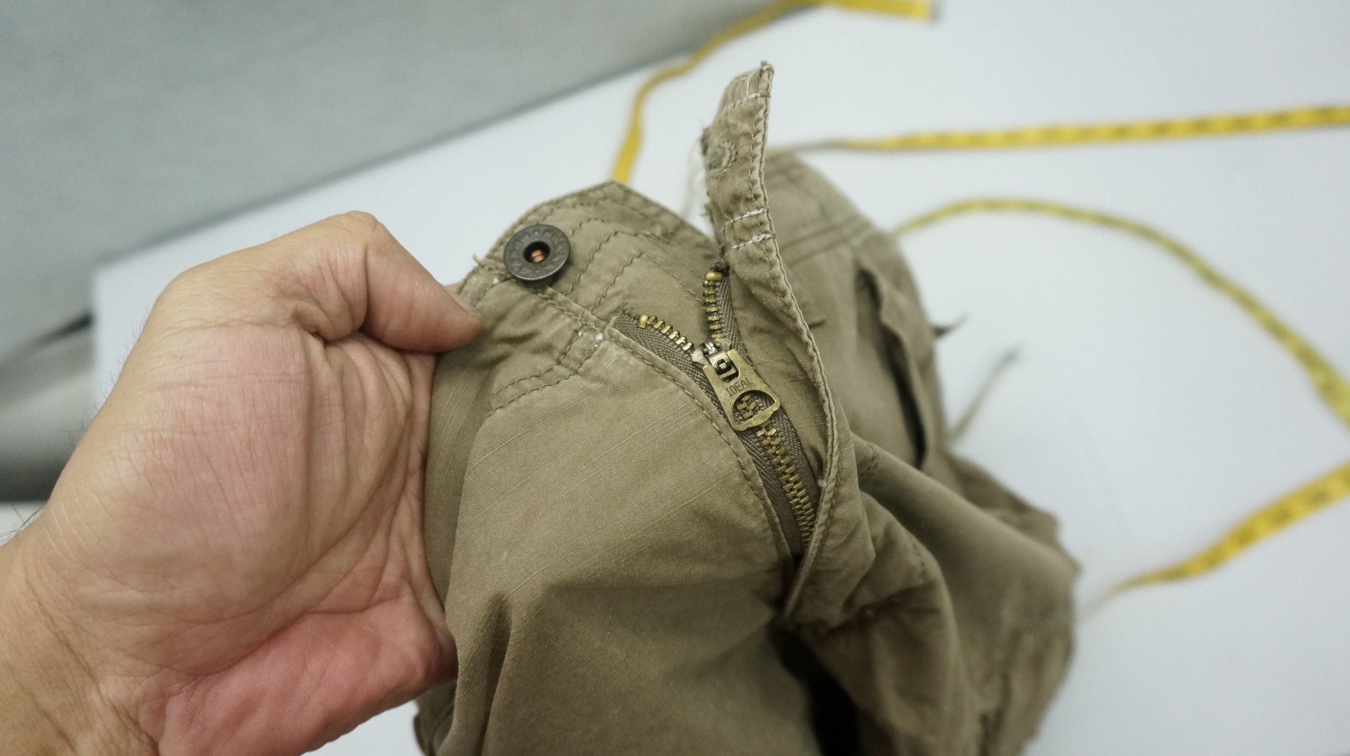 Polo Ralph Lauren Polo Ralph Lauren Vintage Worn Out Lightweight Cargo Pants Size US 33 - 21 Thumbnail