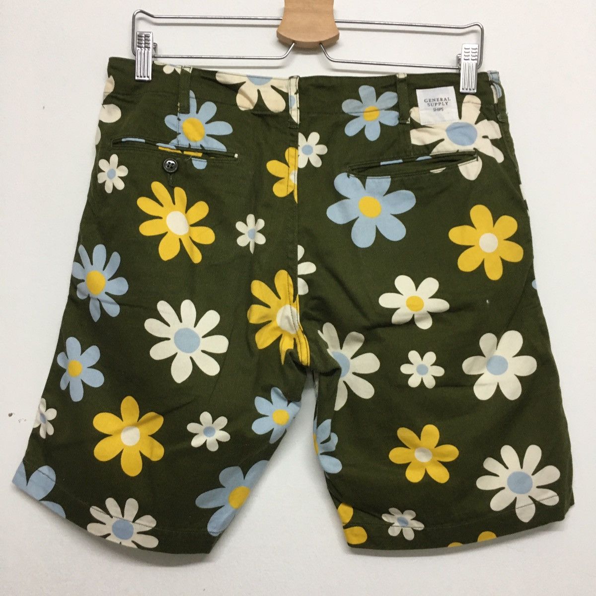 Japanese Brand floral short Size 30" / US 8 / IT 44 - 2 Thumbnail