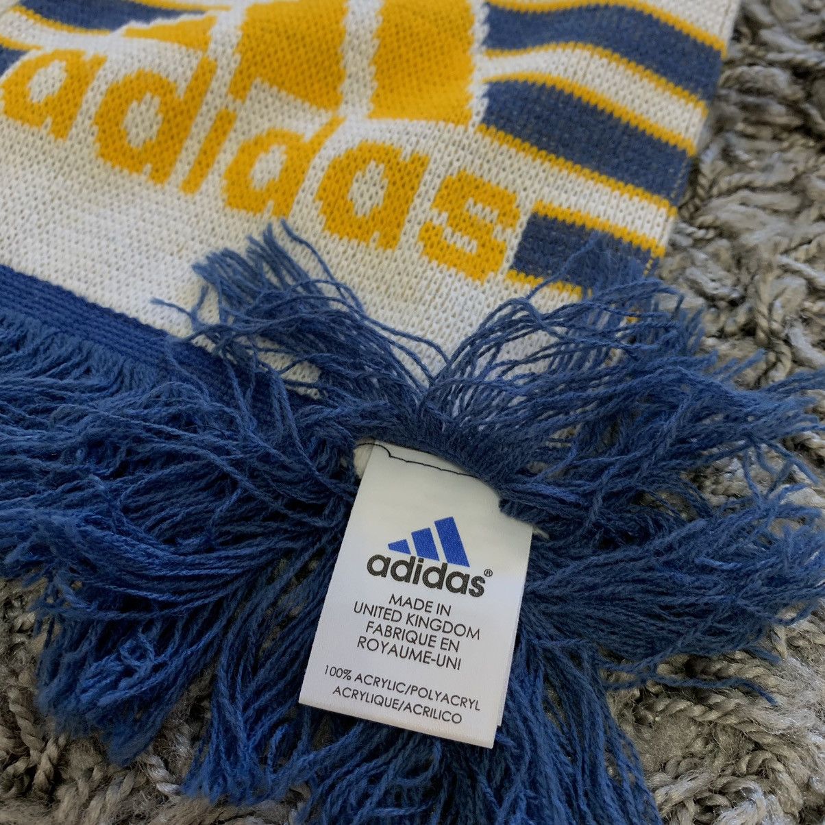 Adidas Adidas Vintage Real Madrid Football Size ONE SIZE - 3 Thumbnail
